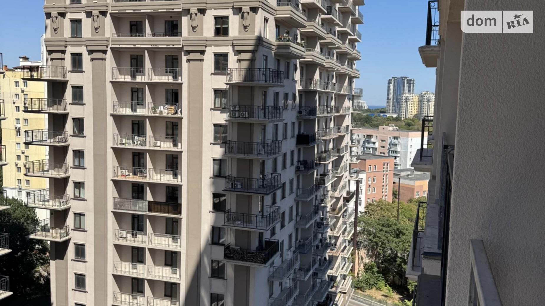 Продается 1-комнатная квартира 43 кв. м в Одессе, Фонтанская дор., 25 корпус 2 - фото 4