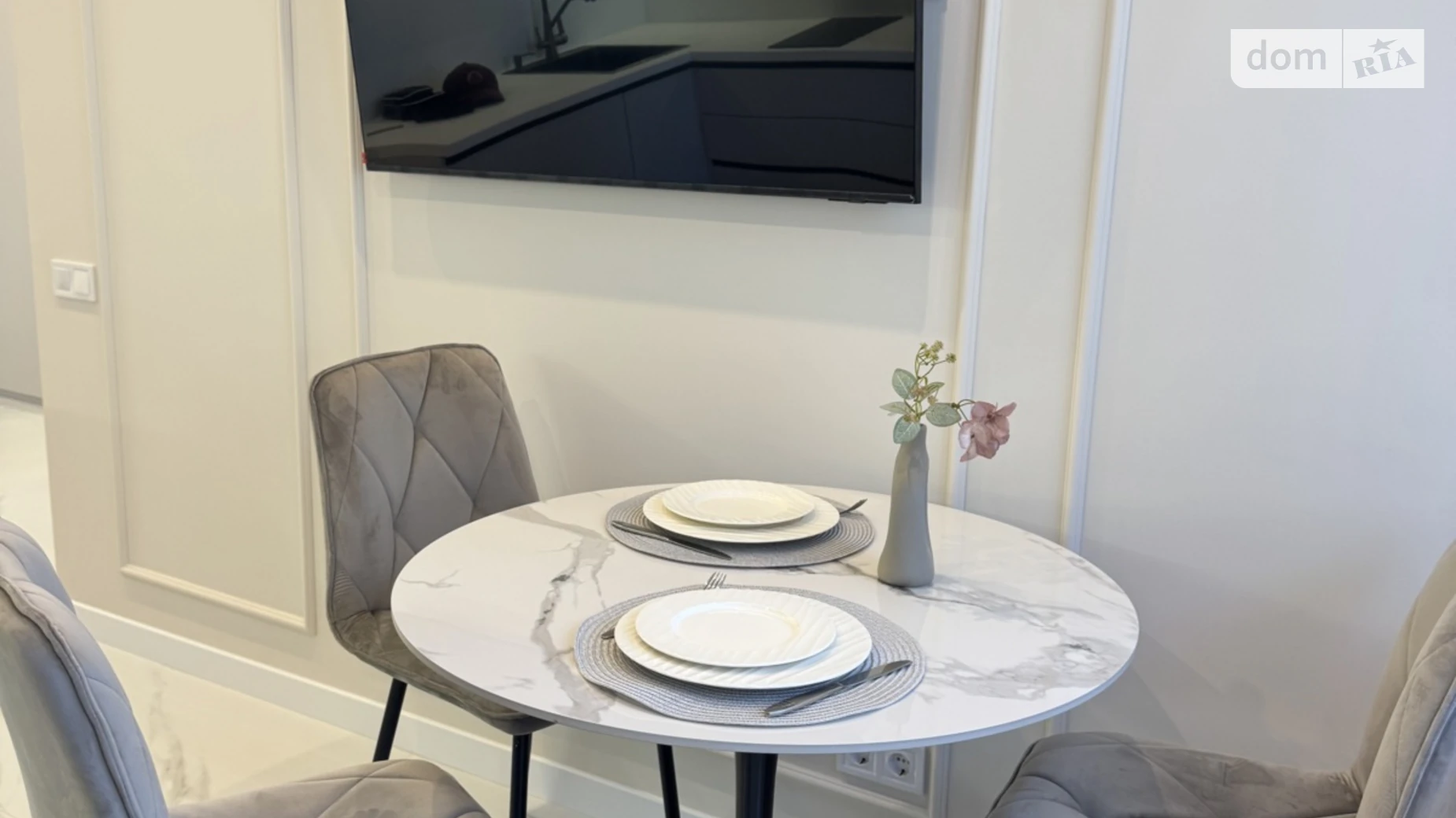 Продається 1-кімнатна квартира 47 кв. м у Одесі, пров. Курортний, 1Б - фото 2