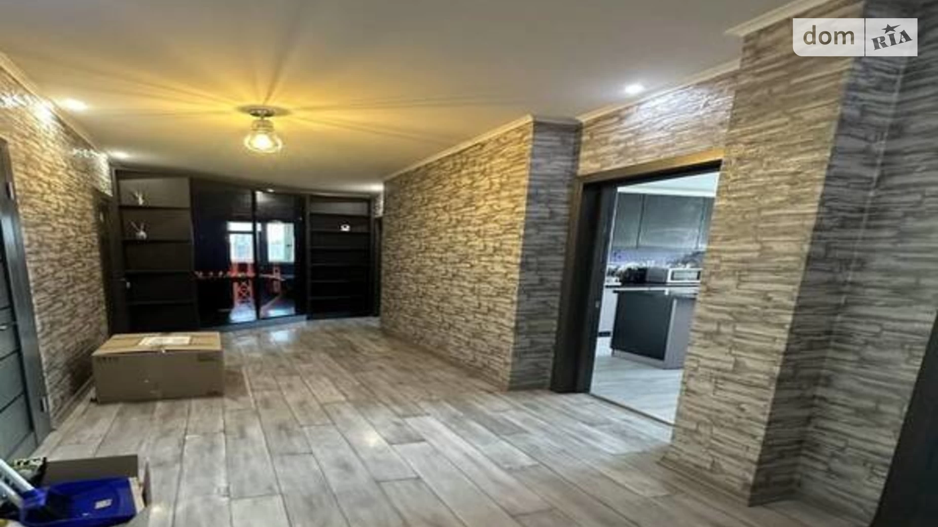 Продается 2-комнатная квартира 78.1 кв. м в Киеве, ул. Елены Пчилки, 6А - фото 2