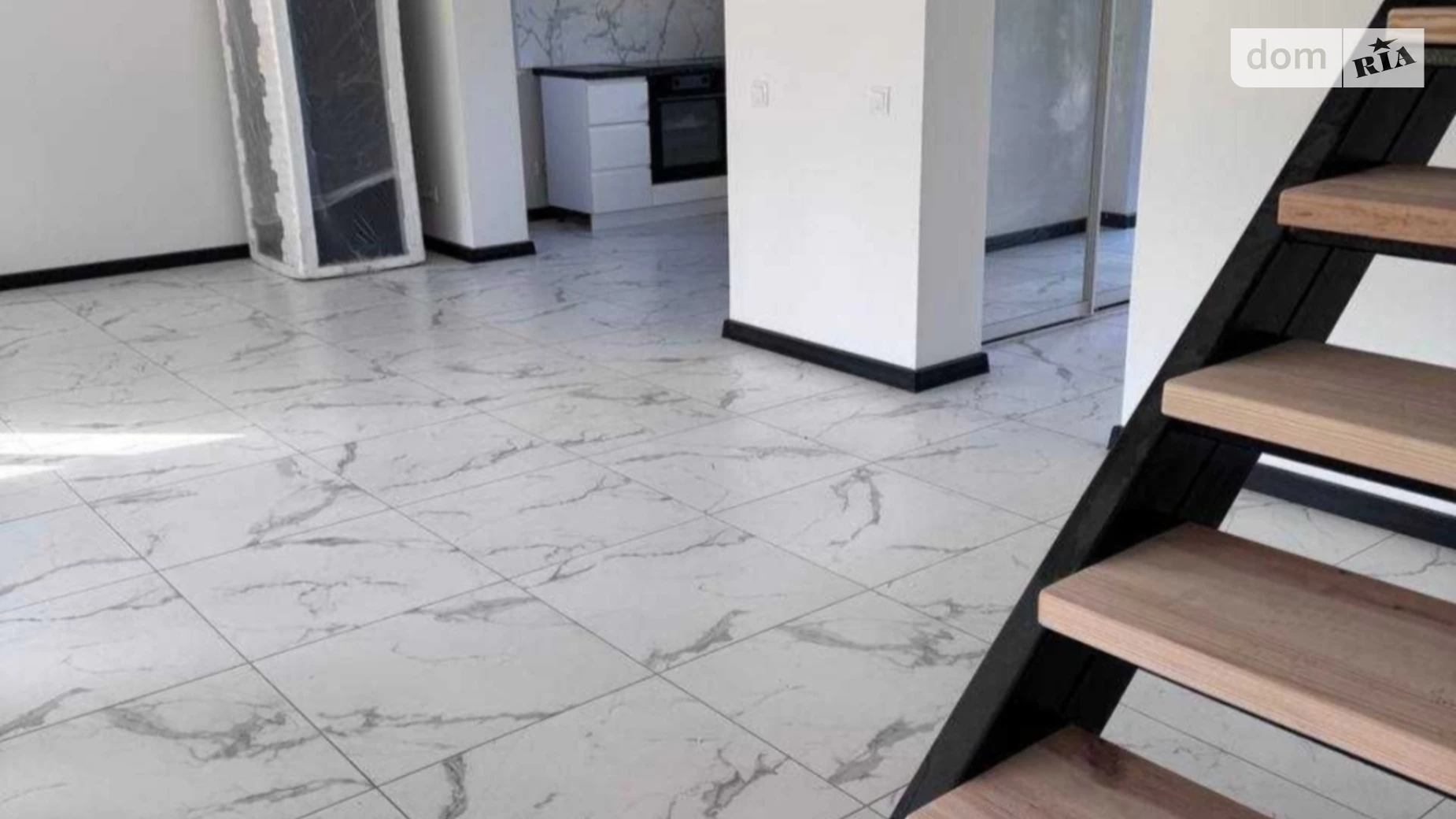Продается дом на 2 этажа 200 кв. м с беседкой, цена: 120000 $ - фото 5