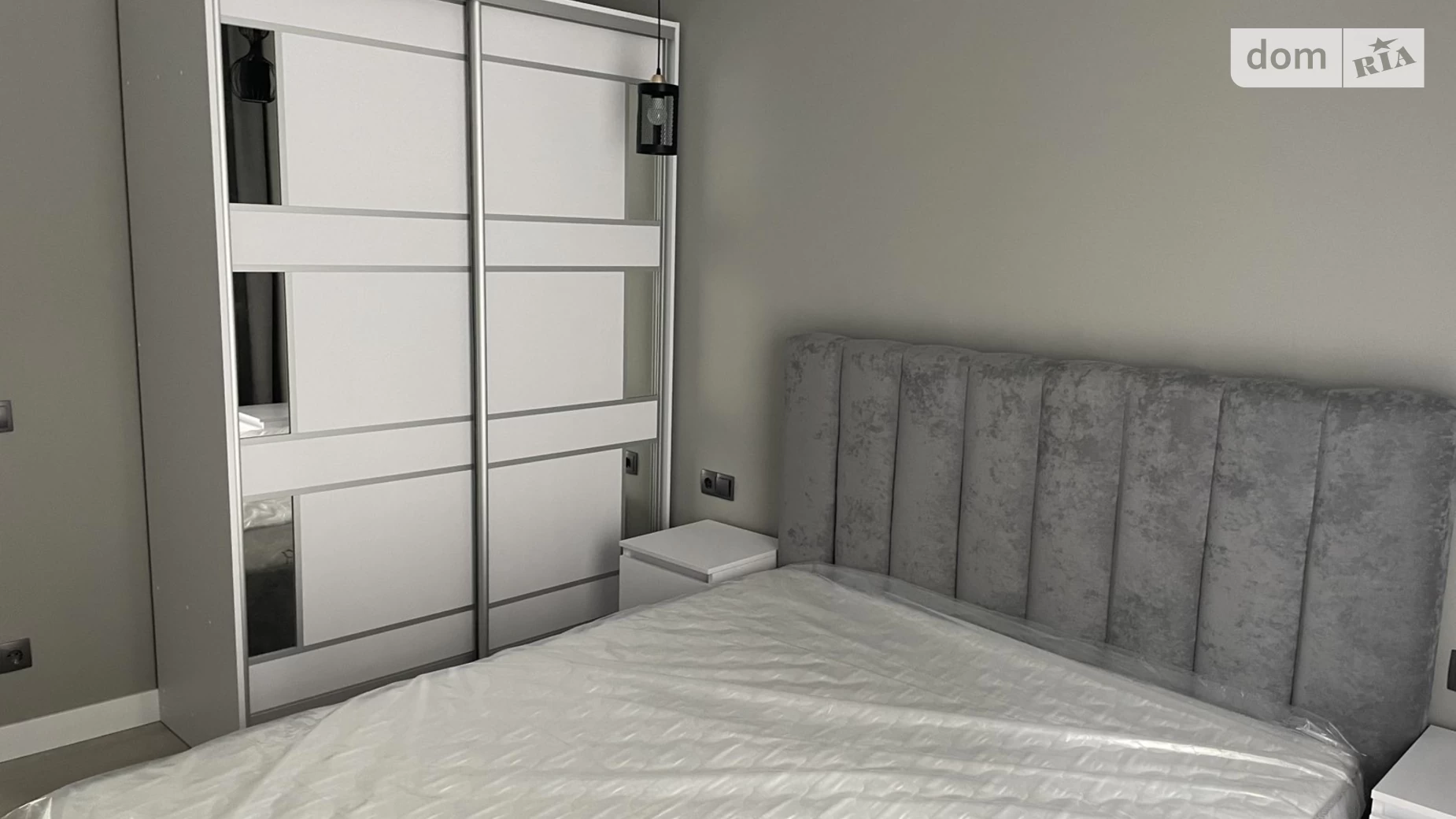 Продается 1-комнатная квартира 56 кв. м в Ужгороде, ул. Собранецкая, 100 - фото 4