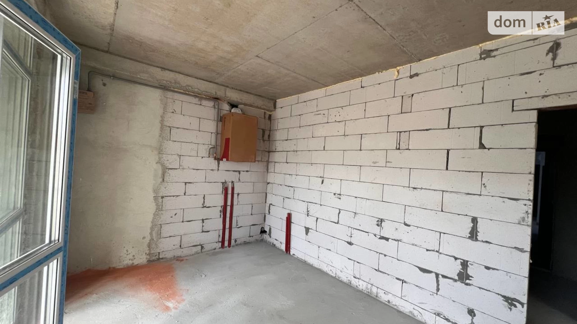 Продается 1-комнатная квартира 47 кв. м в Львове, ул. Камышовая, 11 - фото 2