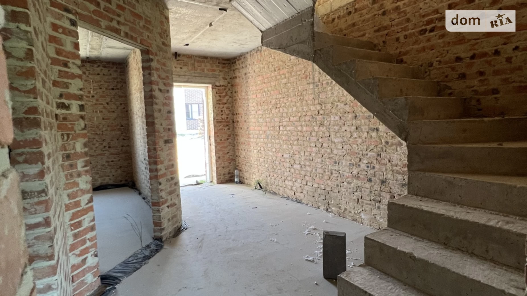 ул. Кулика и Гудачека(Макарова) Ювилейный Ровно, цена: 65000 $ - фото 5