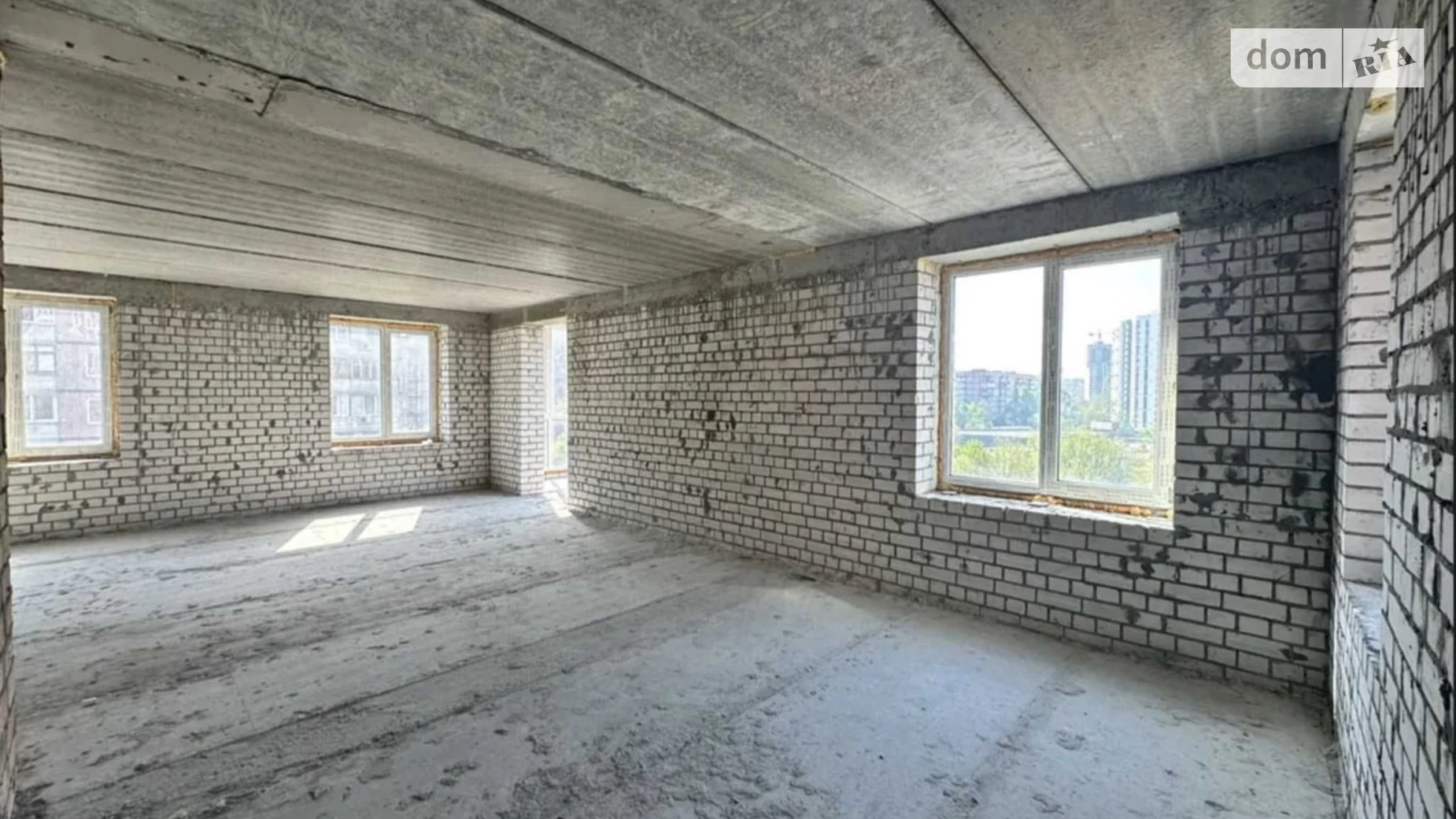 Продается 1-комнатная квартира 65.3 кв. м в Днепре, ул. Мандрыковская - фото 3