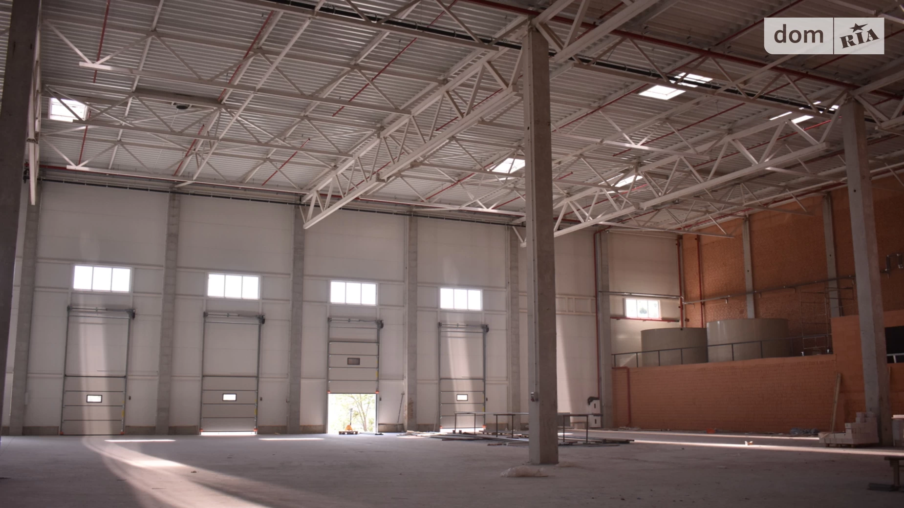 Сдается в аренду помещения свободного назначения 13000 кв. м в 3-этажном здании, цена: 91000 $ - фото 4