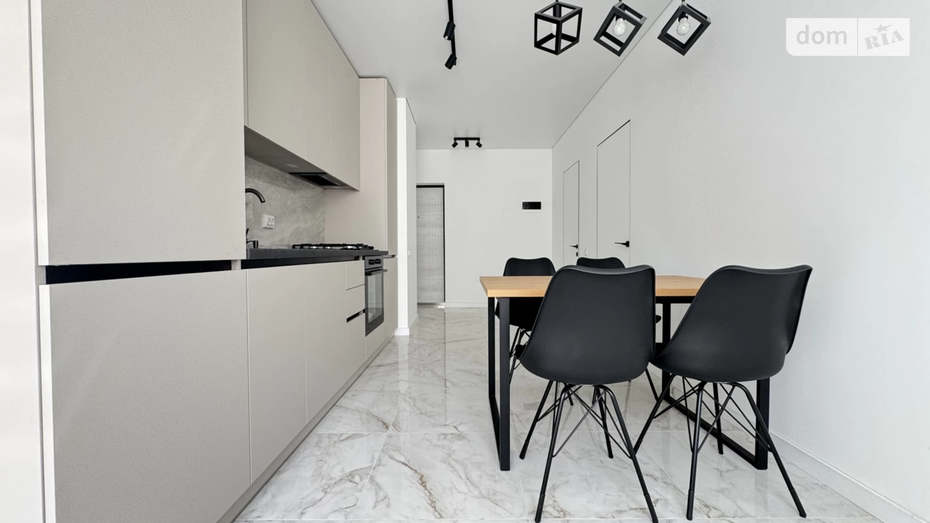 Продается 1-комнатная квартира 38 кв. м в Ивано-Франковске, ул. Национальной Гвардии, 3Г - фото 4