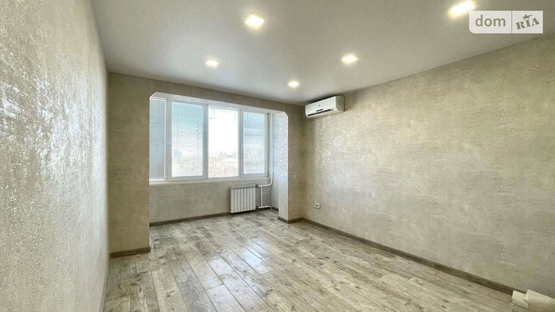 Продається 2-кімнатна квартира 72 кв. м у Києві, вул. Олександра Бринжали(Тешебаєва), 1 - фото 4