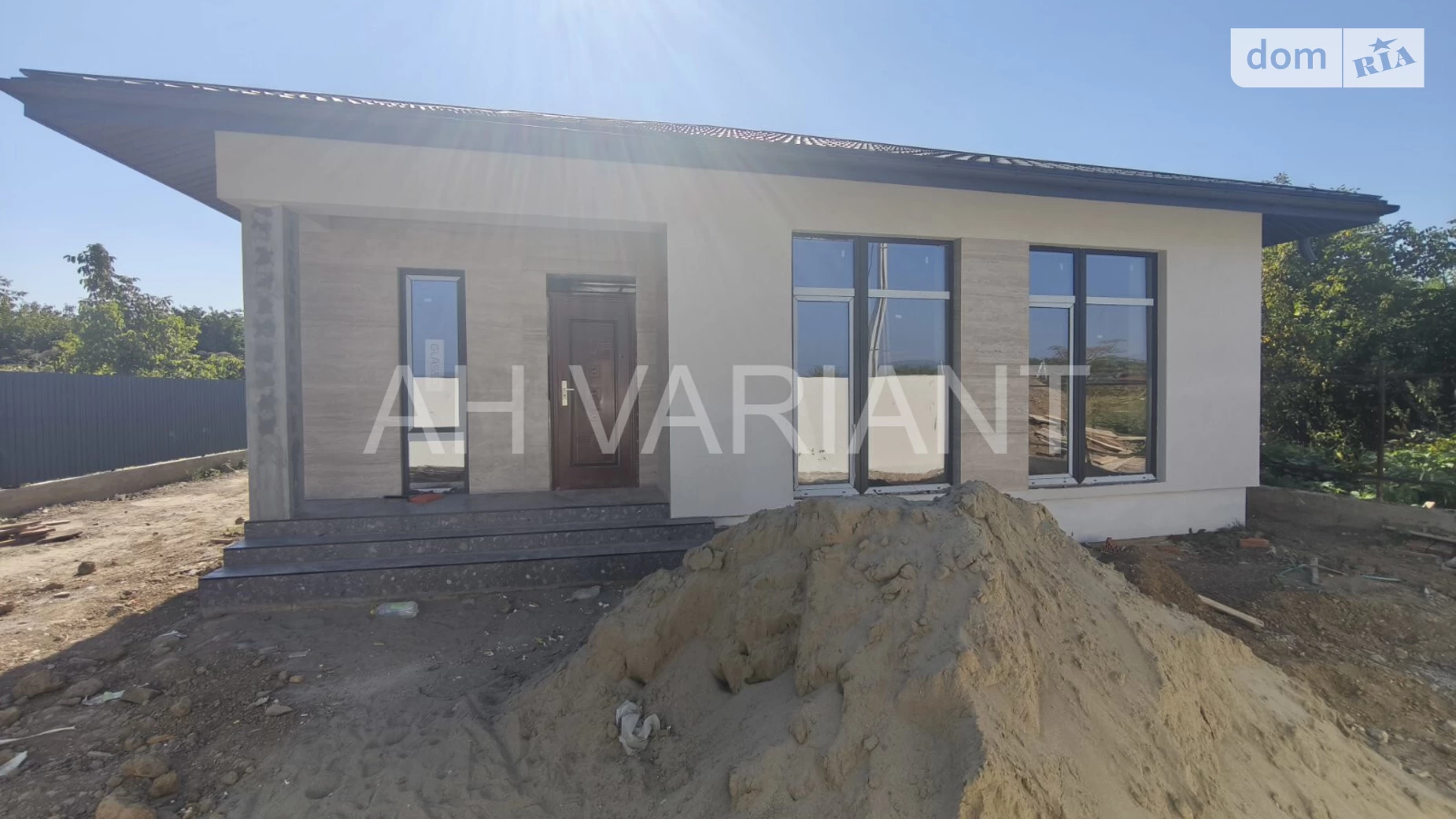 Продается одноэтажный дом 130 кв. м с гаражом, цена: 115000 $ - фото 4