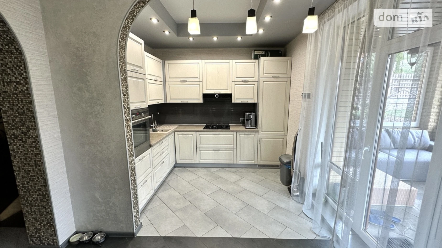 Продается одноэтажный дом 223.4 кв. м с камином, цена: 239999 $ - фото 2