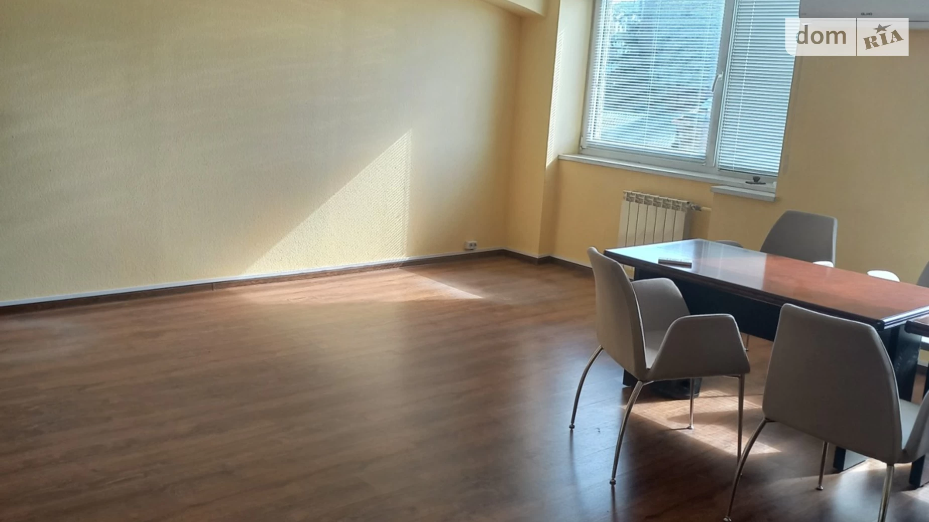Сдается в аренду офис 33 кв. м в бизнес-центре, цена: 330 $ - фото 3