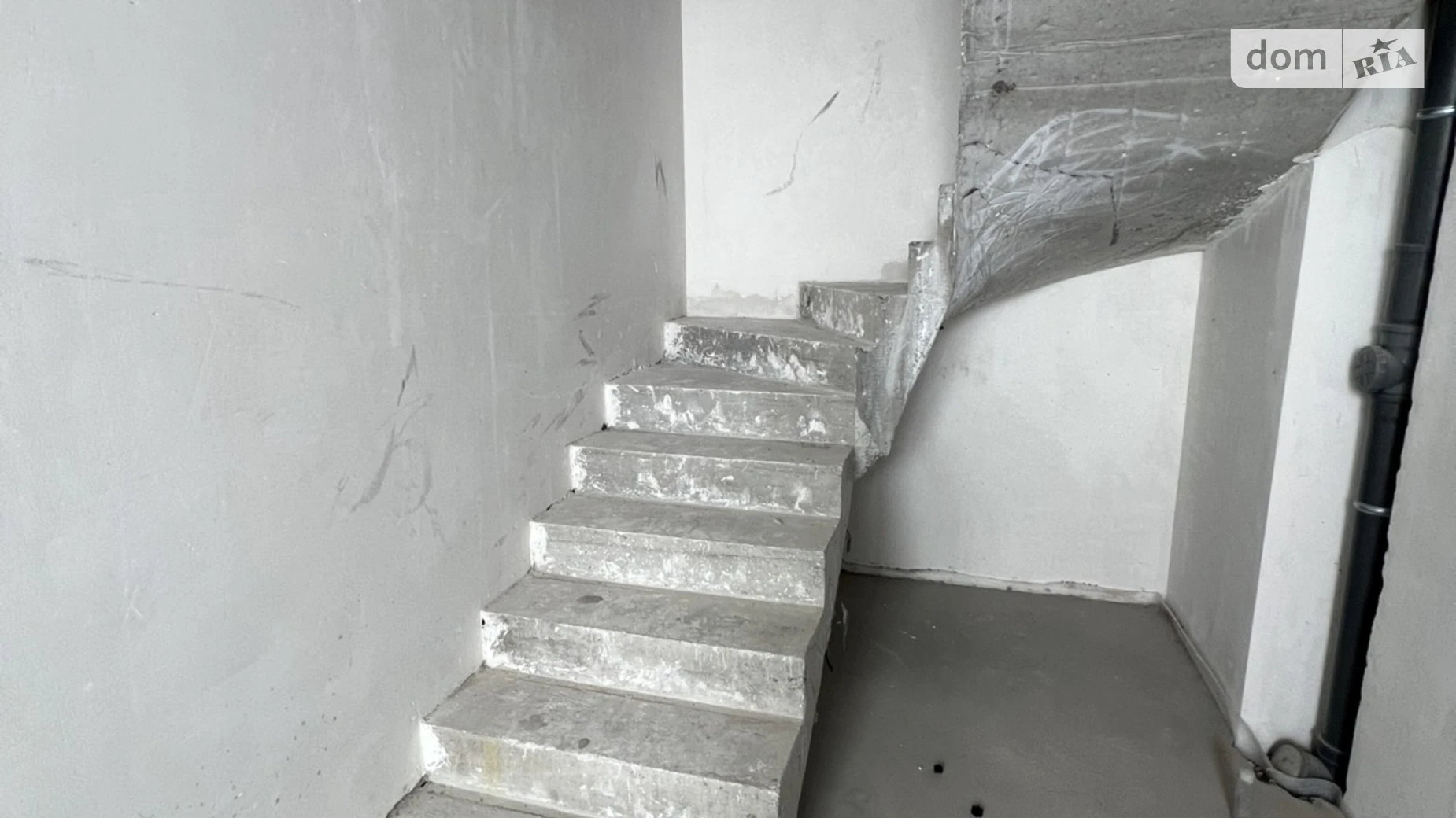 Продается 3-комнатная квартира 90 кв. м в Ирпене, ул. Ольги Кобылянской(Достоевского), 15 - фото 2