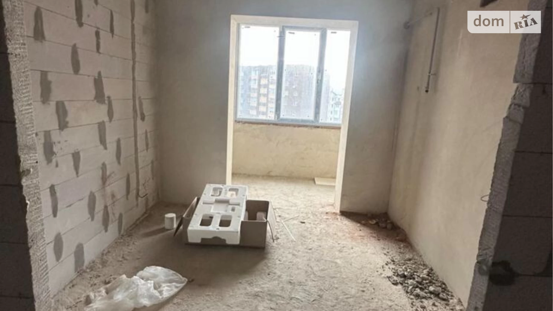 Продается 1-комнатная квартира 55 кв. м в Ровно, ул. Соборная - фото 4