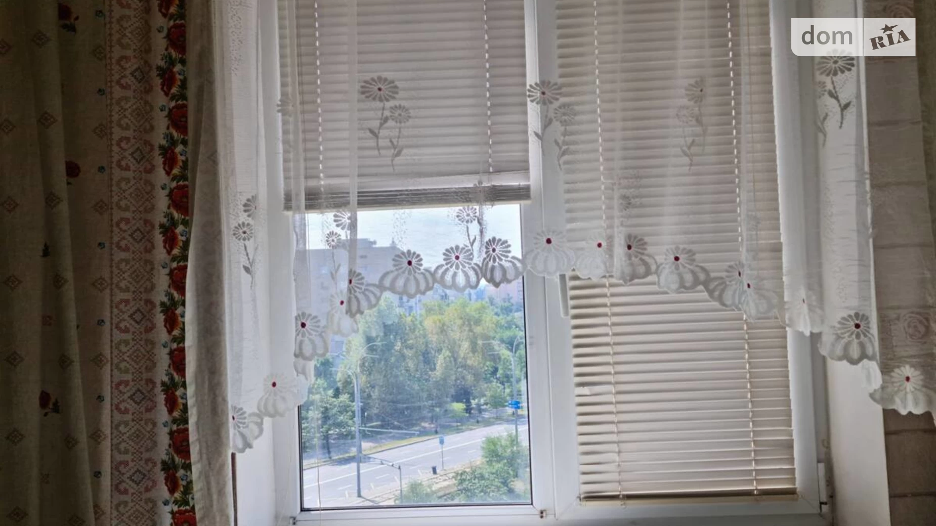 Продається 2-кімнатна квартира 50 кв. м у Києві, вул. Героїв Дніпра, 19 - фото 2