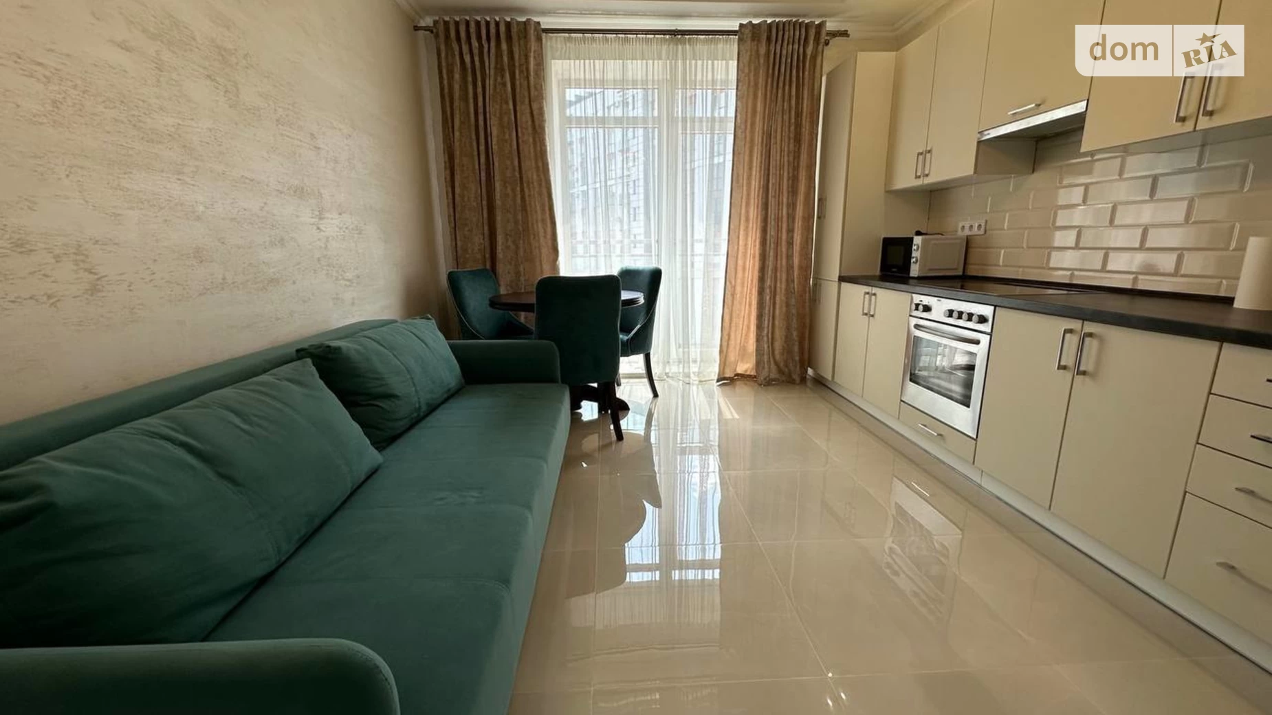 Продается 1-комнатная квартира 44.8 кв. м в Ивано-Франковске, ул. Гетьмана Ивана Мазепы, 164 корпус 6 - фото 3