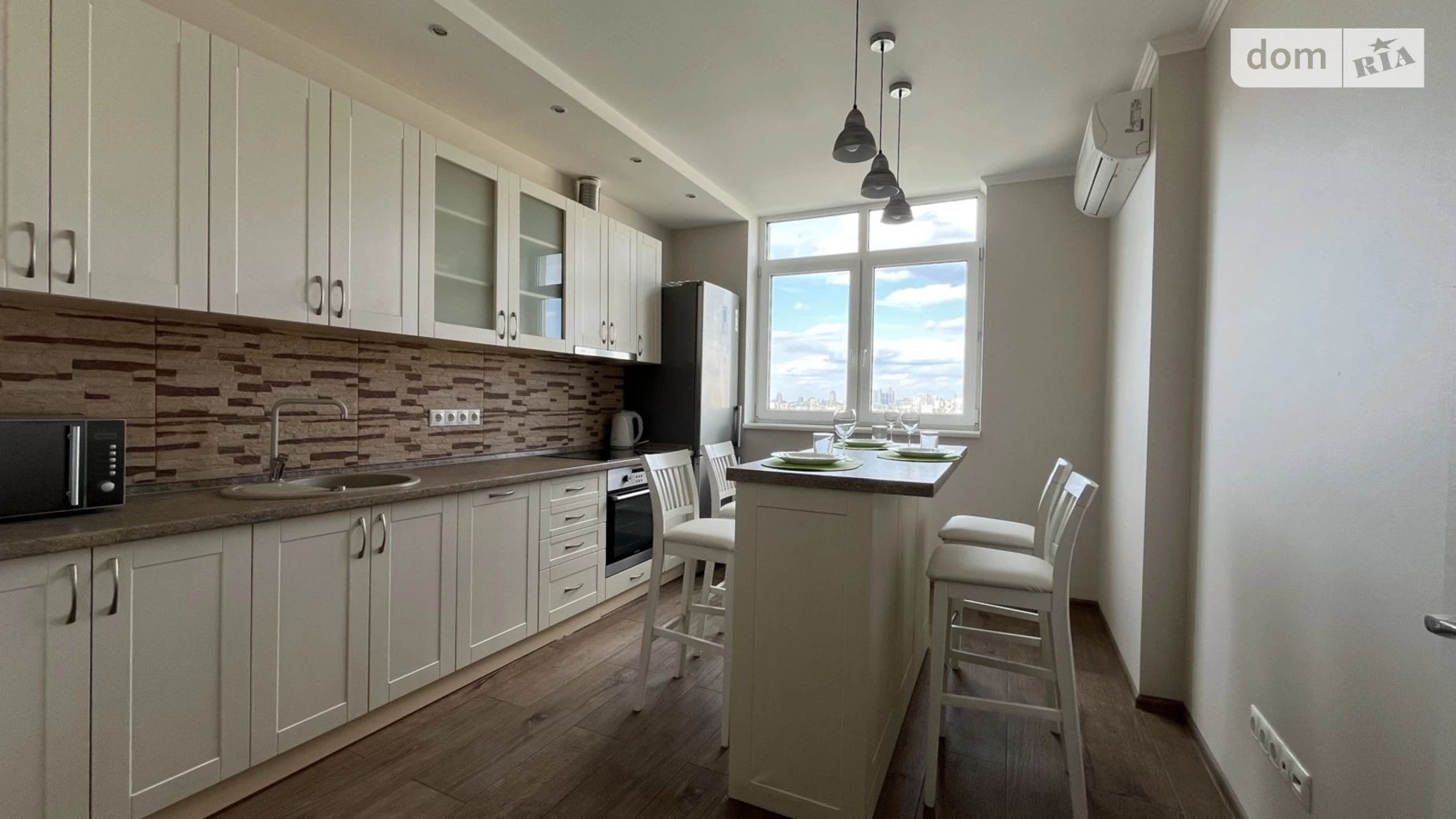 Продається 2-кімнатна квартира 79 кв. м у Києві, вул. Богданівська, 7А - фото 2