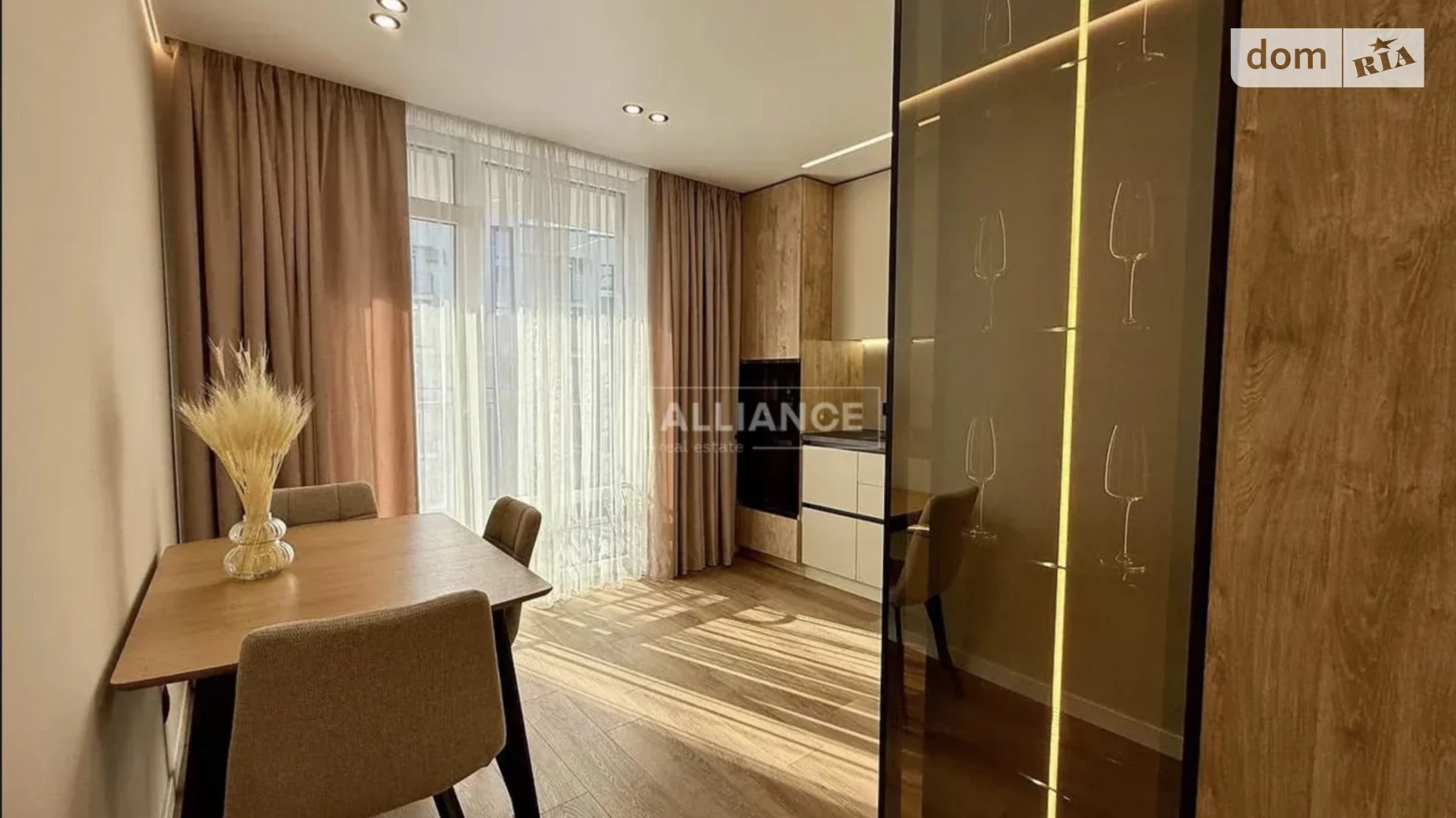 Продається 1-кімнатна квартира 40 кв. м у Івано-Франківську, вул. Юліана Пелеша(Крайківського), 3 корпус 9 - фото 2