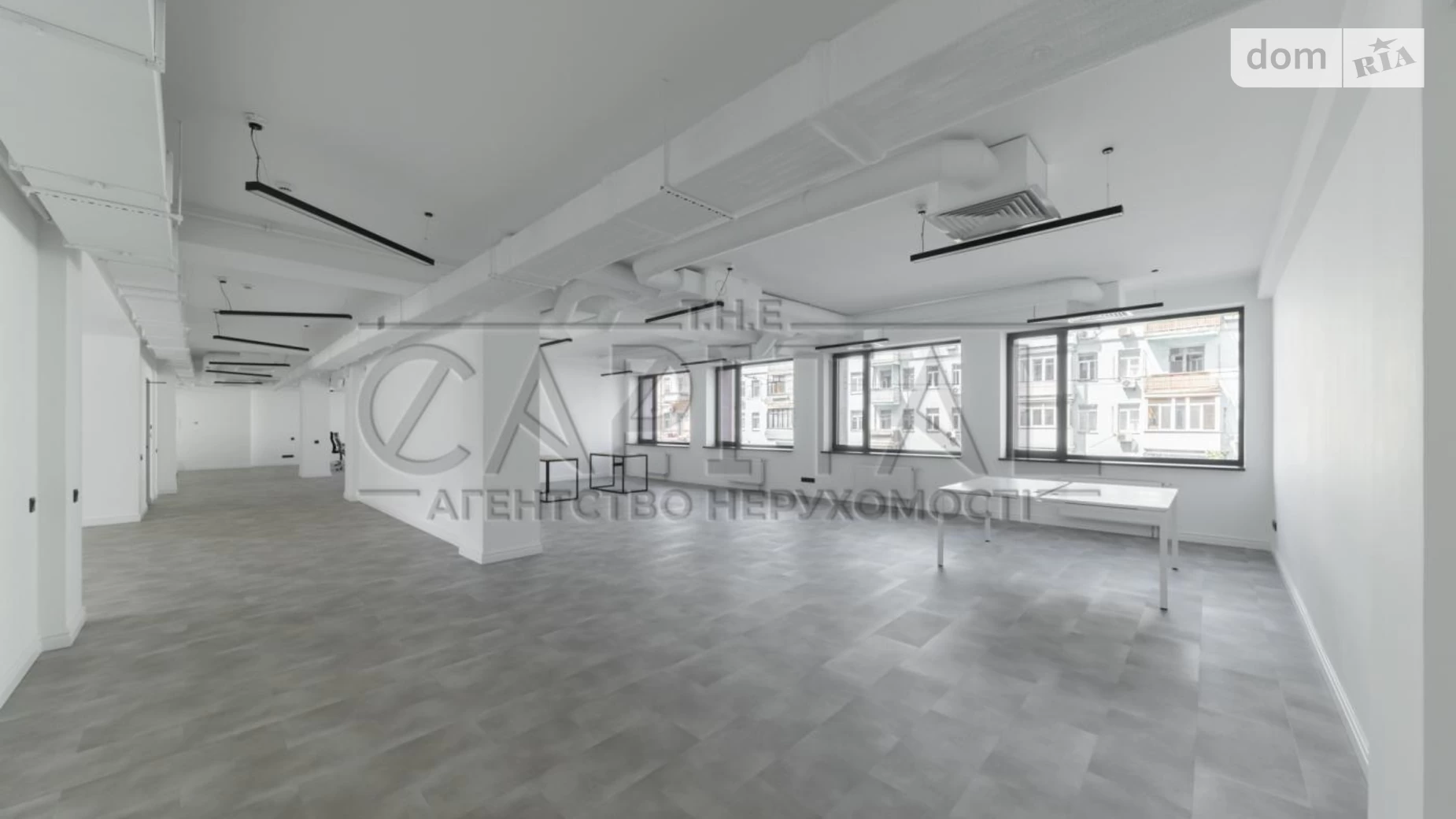 Сдается в аренду офис 560 кв. м в бизнес-центре, цена: 13185 $ - фото 4