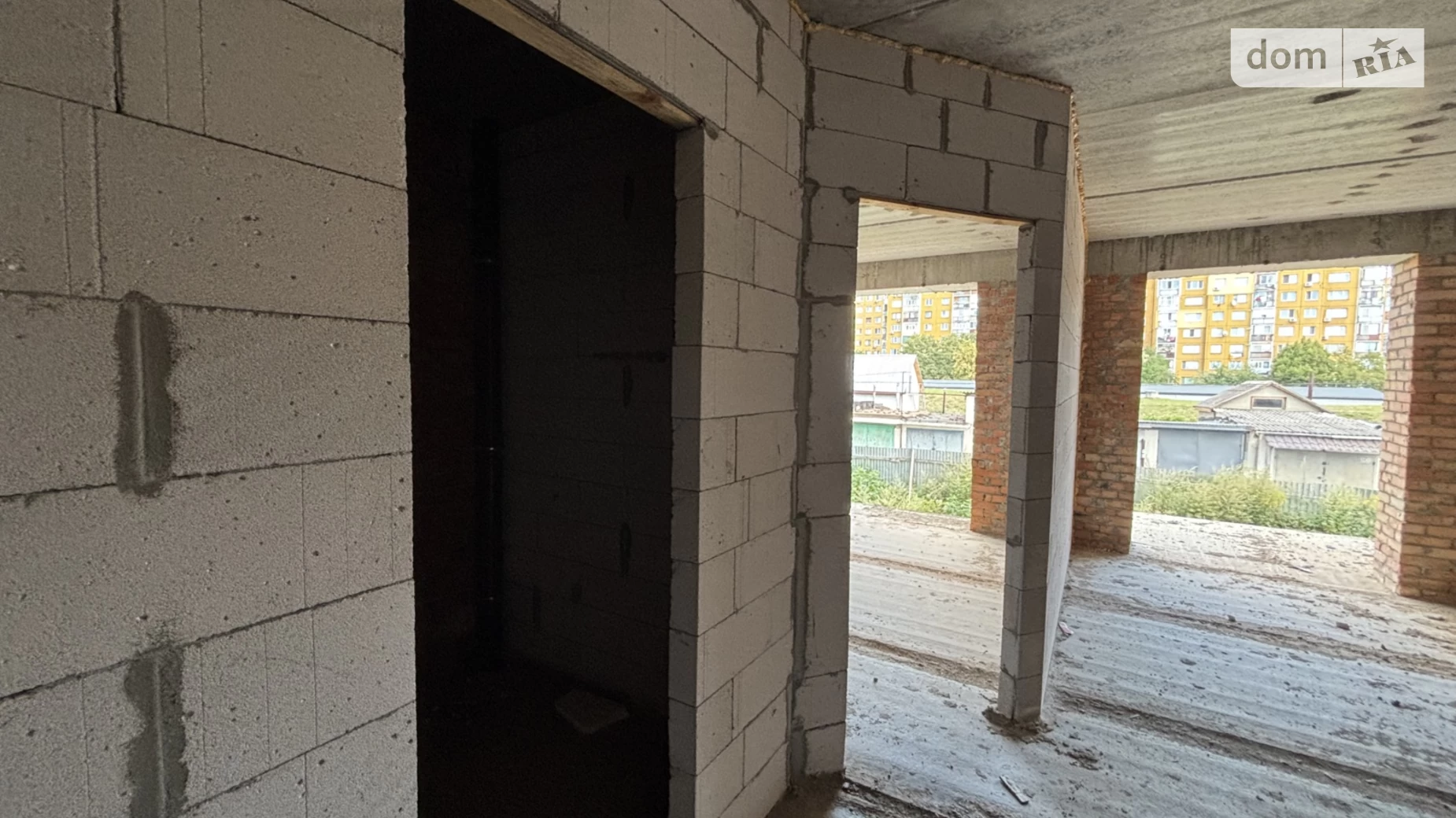 Продается 1-комнатная квартира 35 кв. м в Ужгороде, ул. Тлехаса, 19 корпус 6 - фото 5