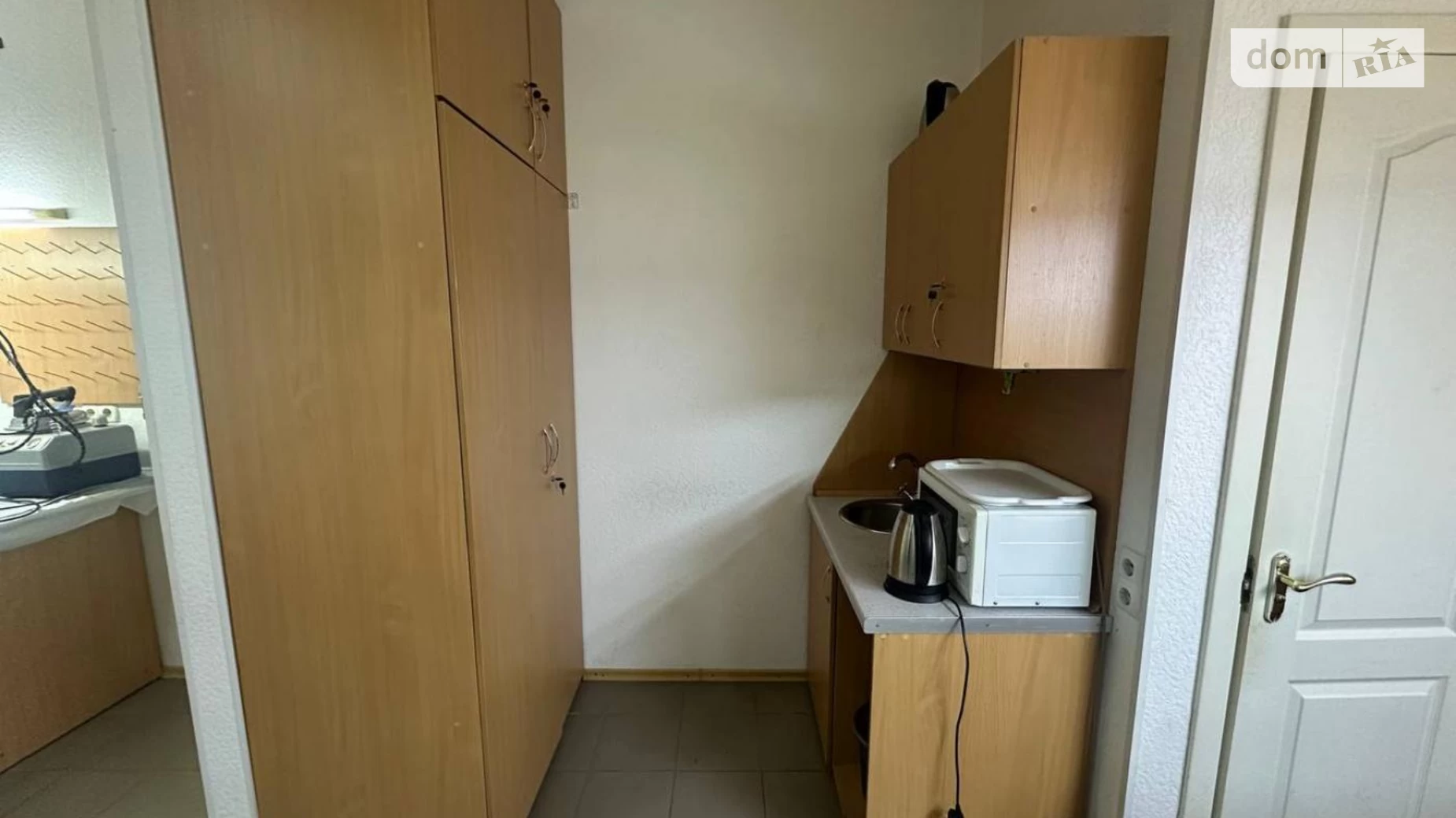 Сдается в аренду офис 60 кв. м в бизнес-центре, цена: 15000 грн - фото 2