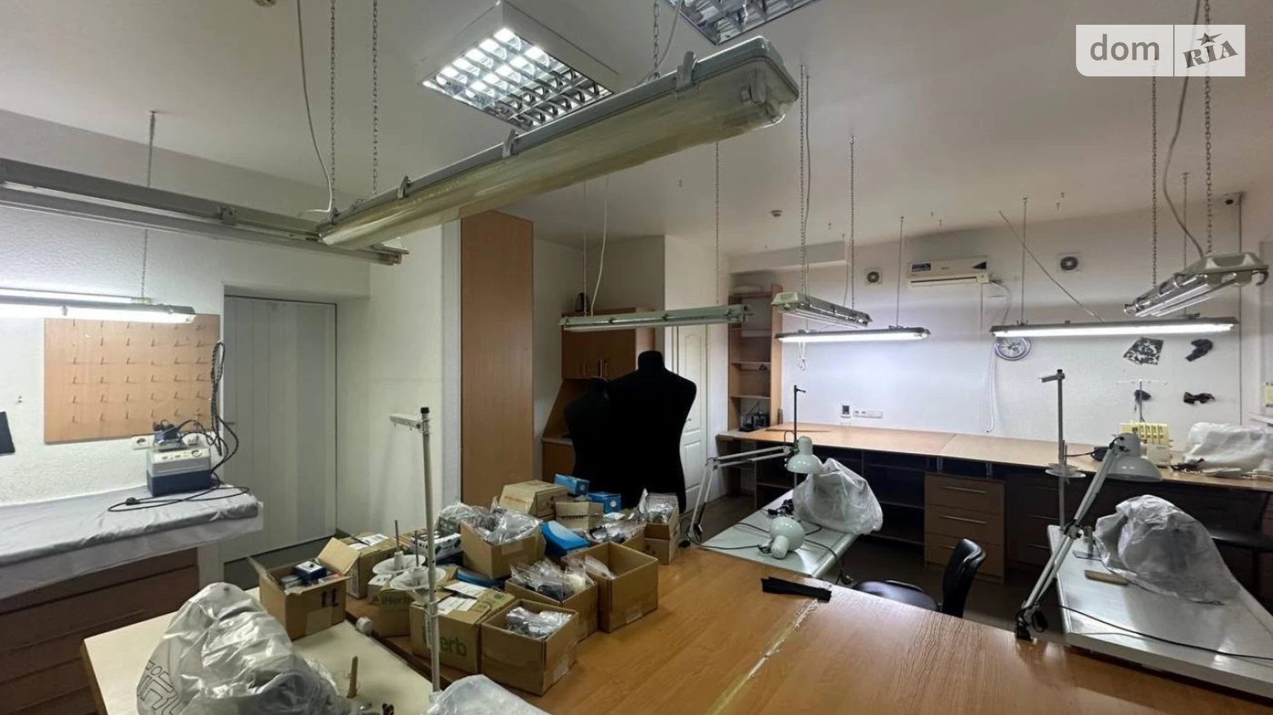 Сдается в аренду офис 60 кв. м в бизнес-центре, цена: 15000 грн - фото 5