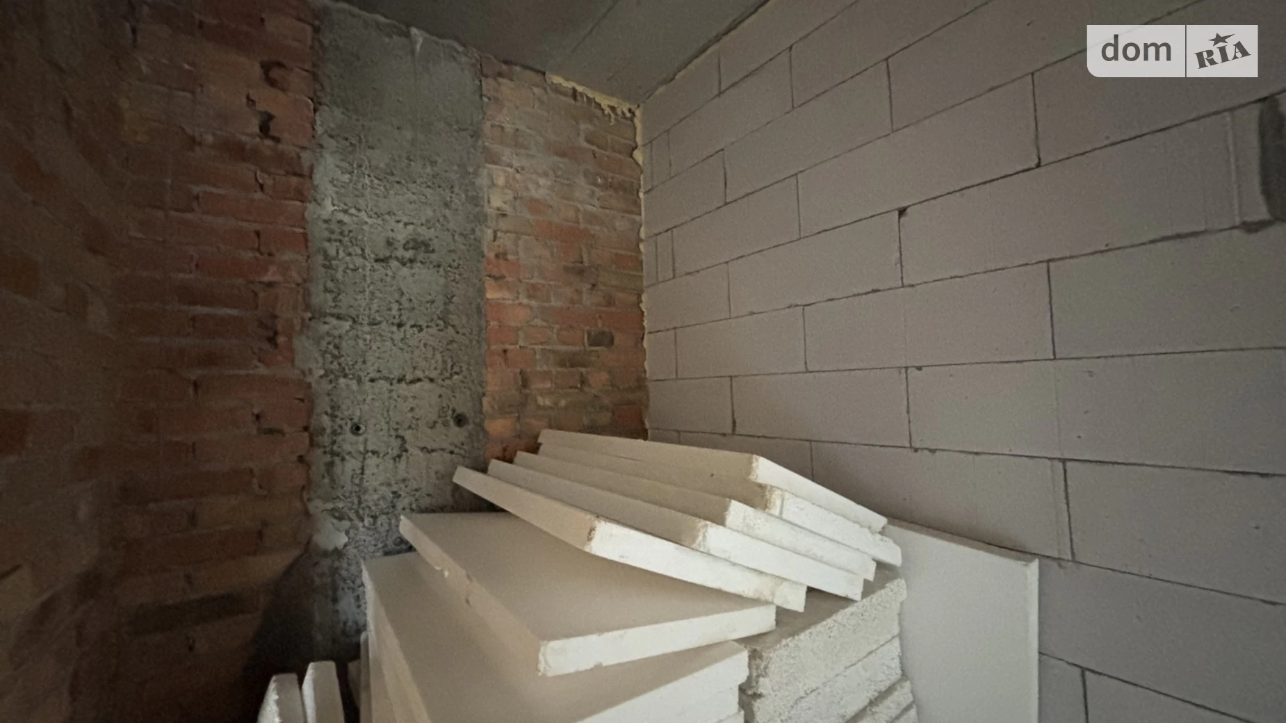 Продается 2-комнатная квартира 64 кв. м в Ужгороде, ул. Тлехаса, 19 корпус 6 - фото 5