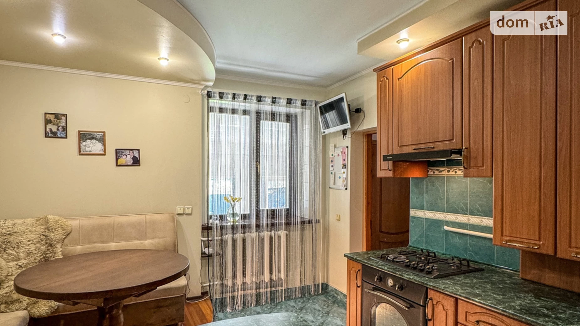 Продається 4-кімнатна квартира 186.4 кв. м у Нововолинську, пров. Волинський - фото 2