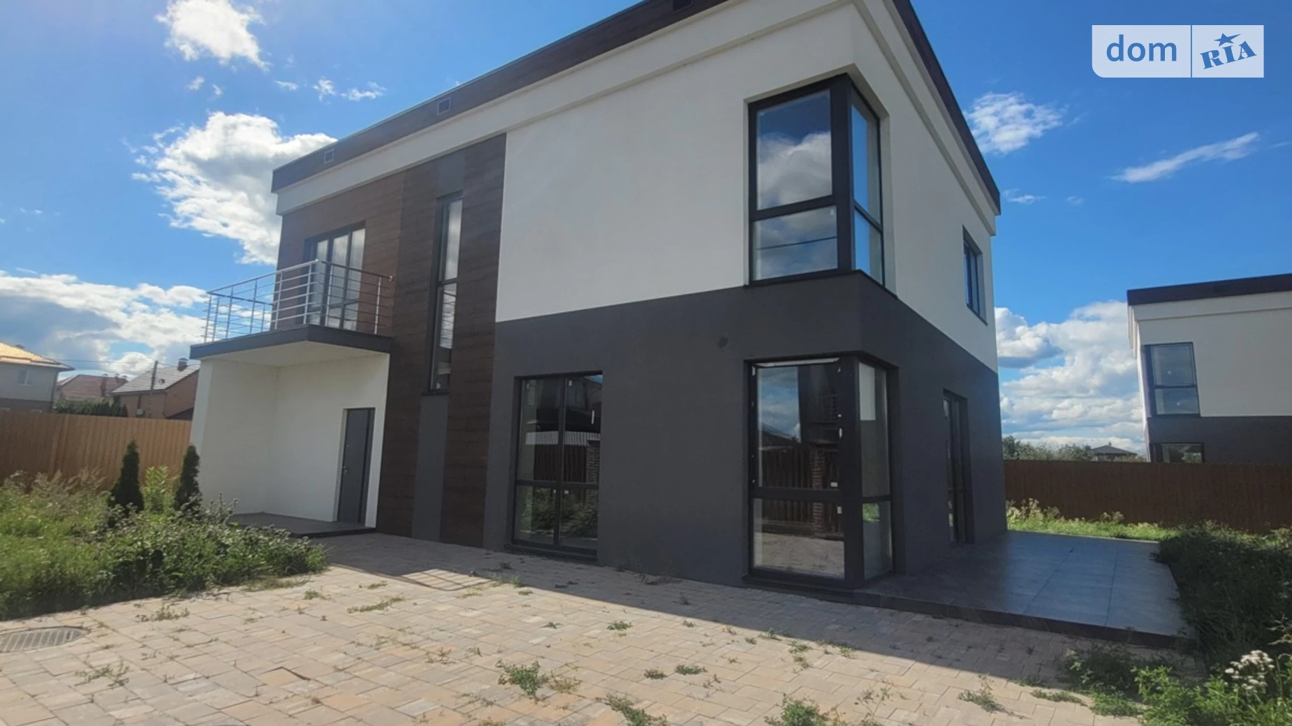 Продается дом на 2 этажа 180 кв. м с бассейном, цена: 180000 $ - фото 3