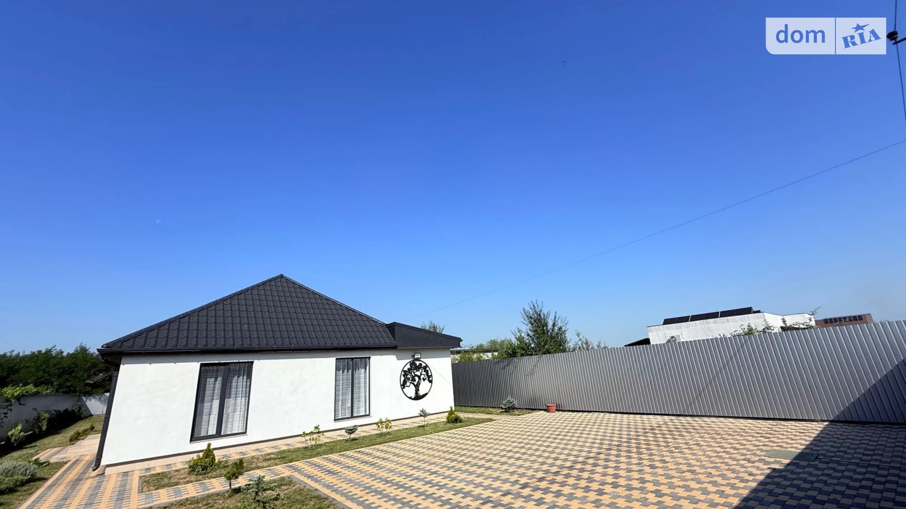 Продается одноэтажный дом 111.5 кв. м с беседкой, цена: 159000 $ - фото 2