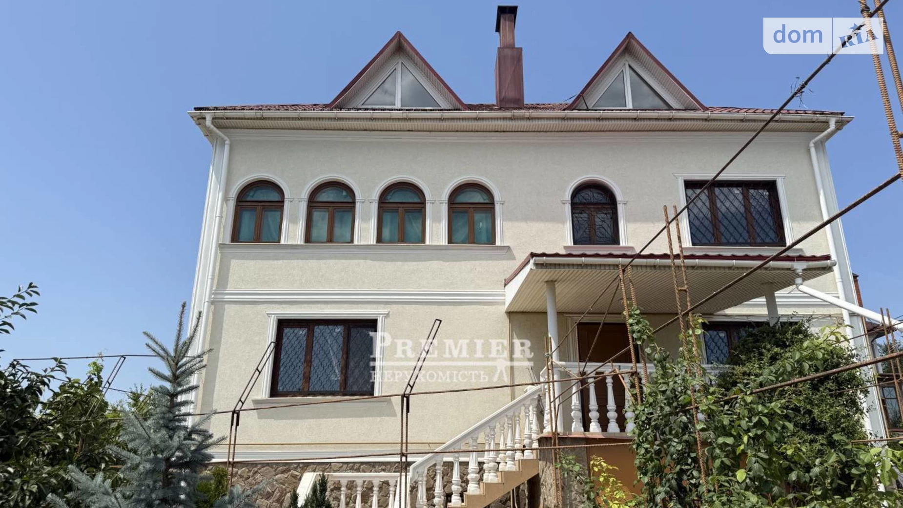 Продается дом на 2 этажа 373 кв. м с верандой, цена: 220000 $ - фото 2