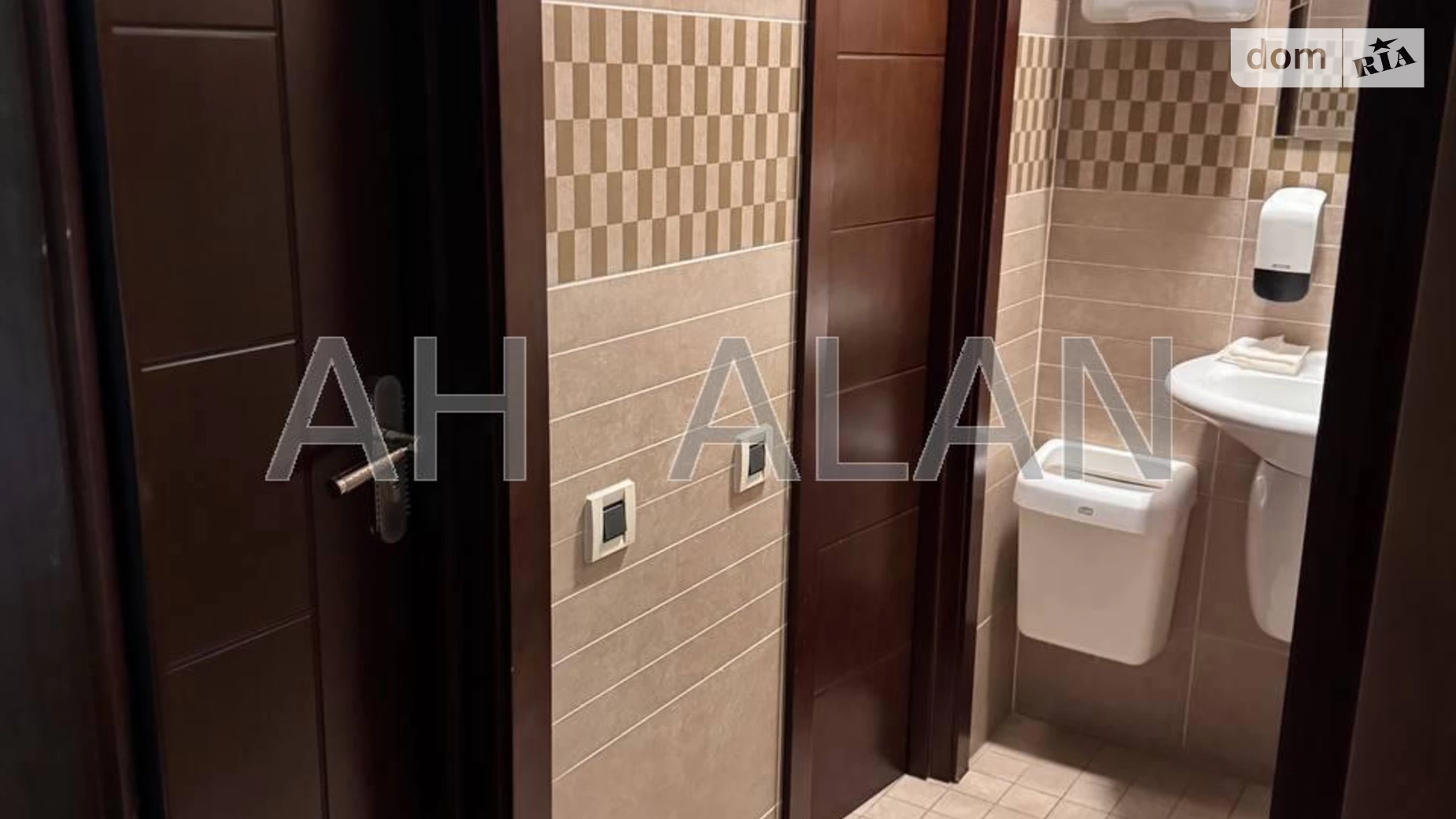 Сдается в аренду офис 127.4 кв. м в бизнес-центре, цена: 3048 $ - фото 5