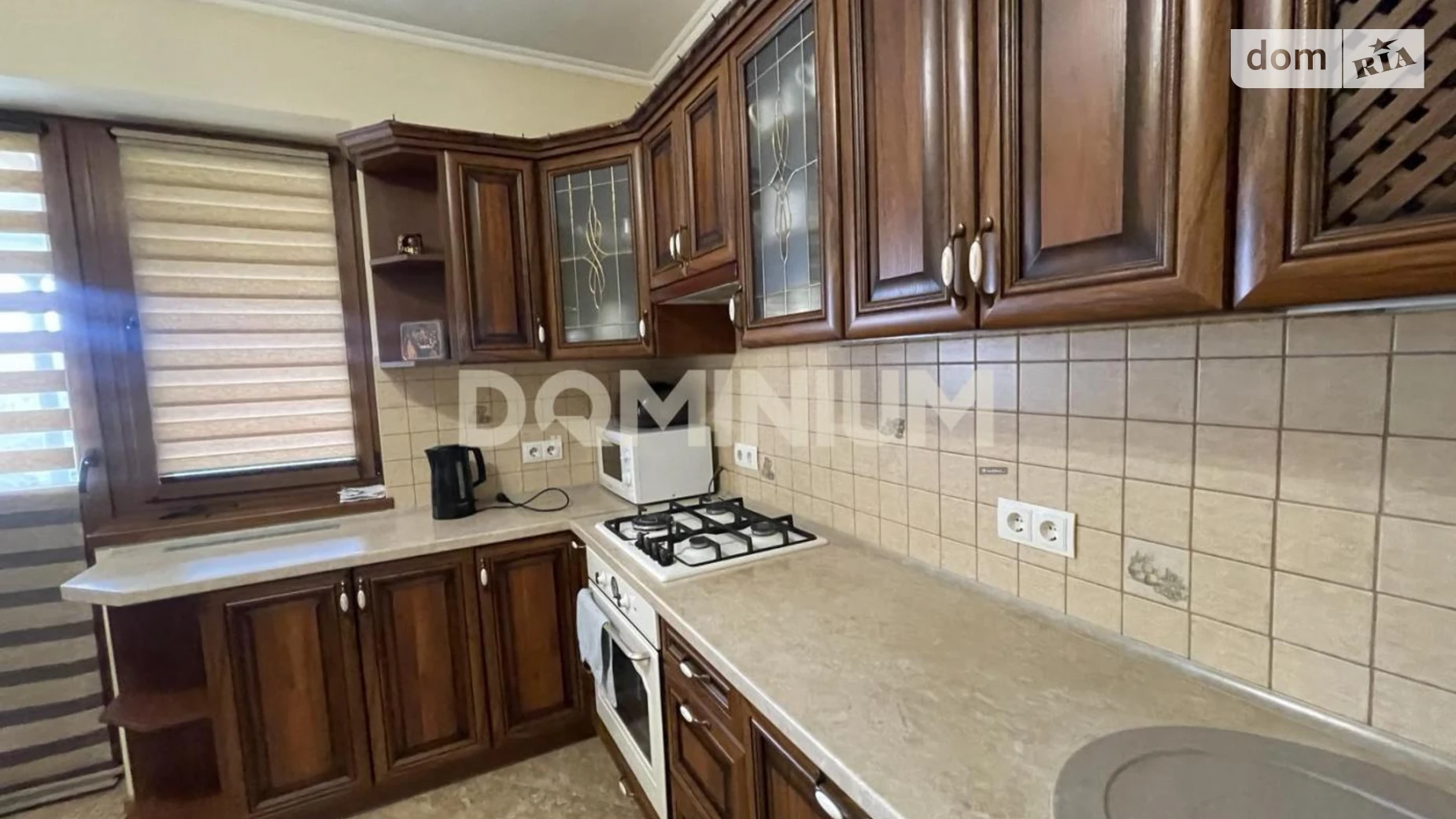 Продается дом на 2 этажа 228.8 кв. м с балконом, цена: 115000 € - фото 3
