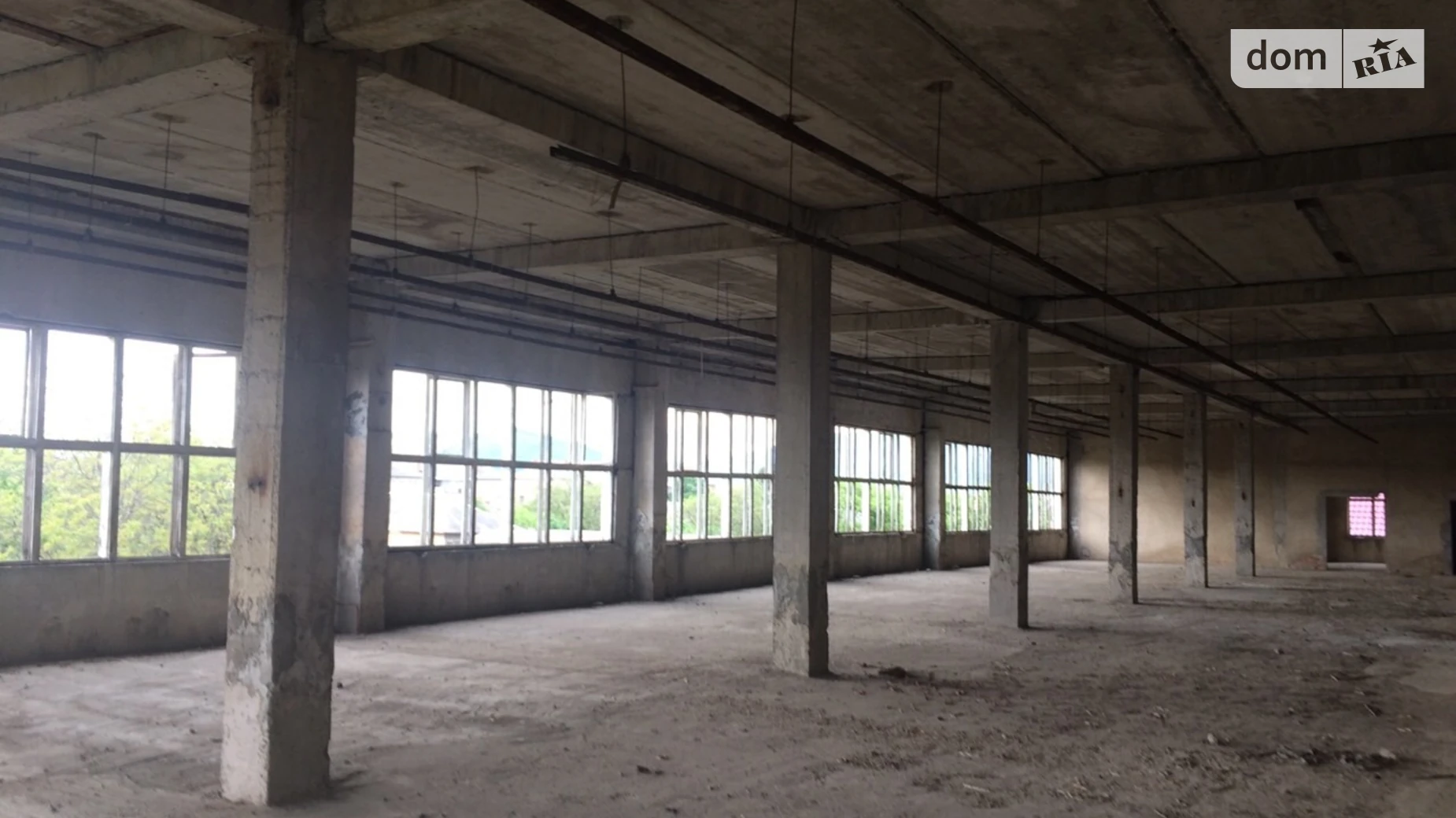 Продается помещения свободного назначения 2600 кв. м в 3-этажном здании, цена: 600000 $ - фото 2