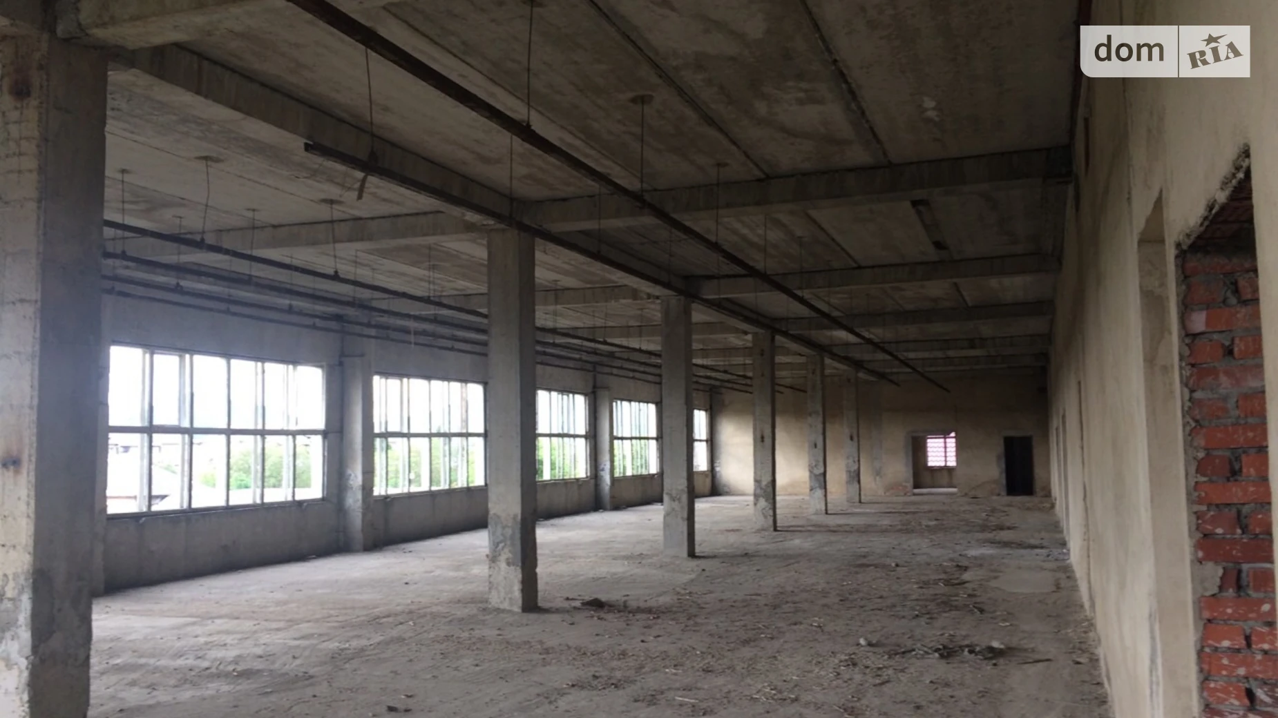 Продается помещения свободного назначения 2600 кв. м в 3-этажном здании, цена: 600000 $ - фото 4