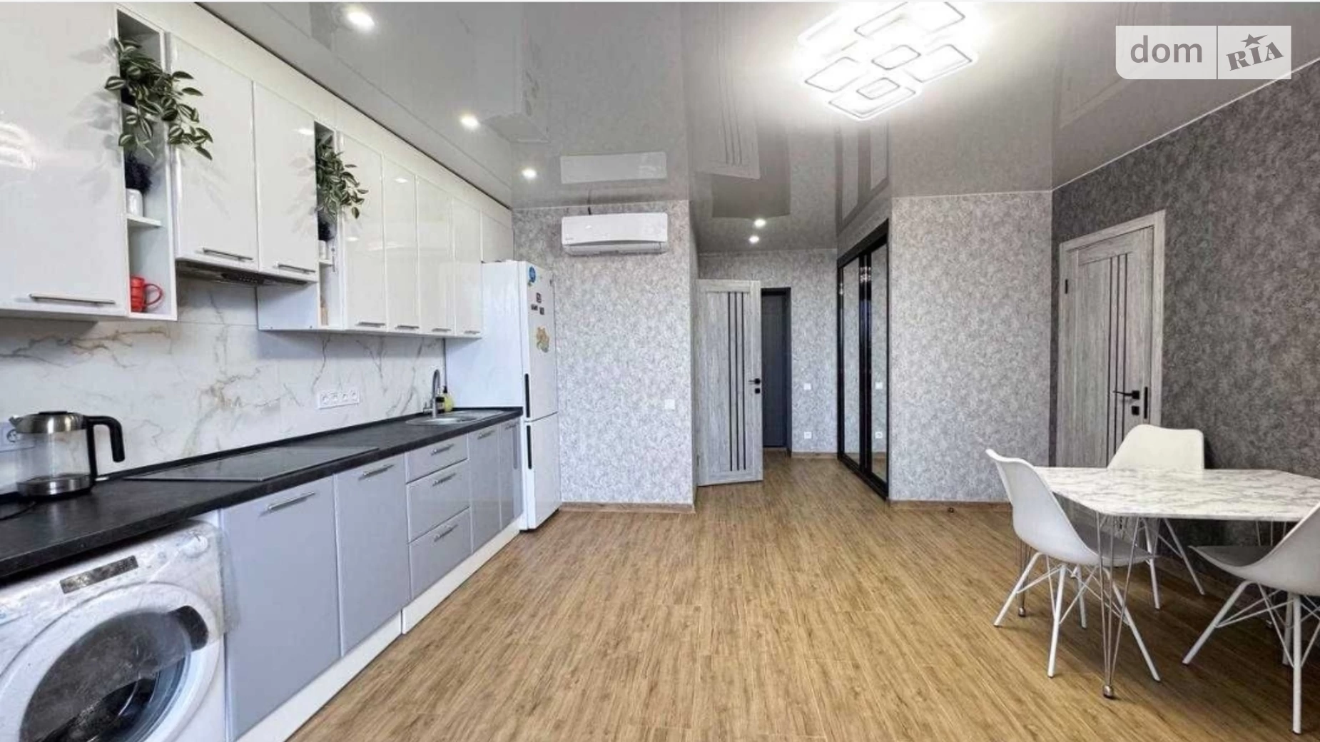 Продается 1-комнатная квартира 56.3 кв. м в Днепре, ул. Мандрыковская, 234 - фото 3