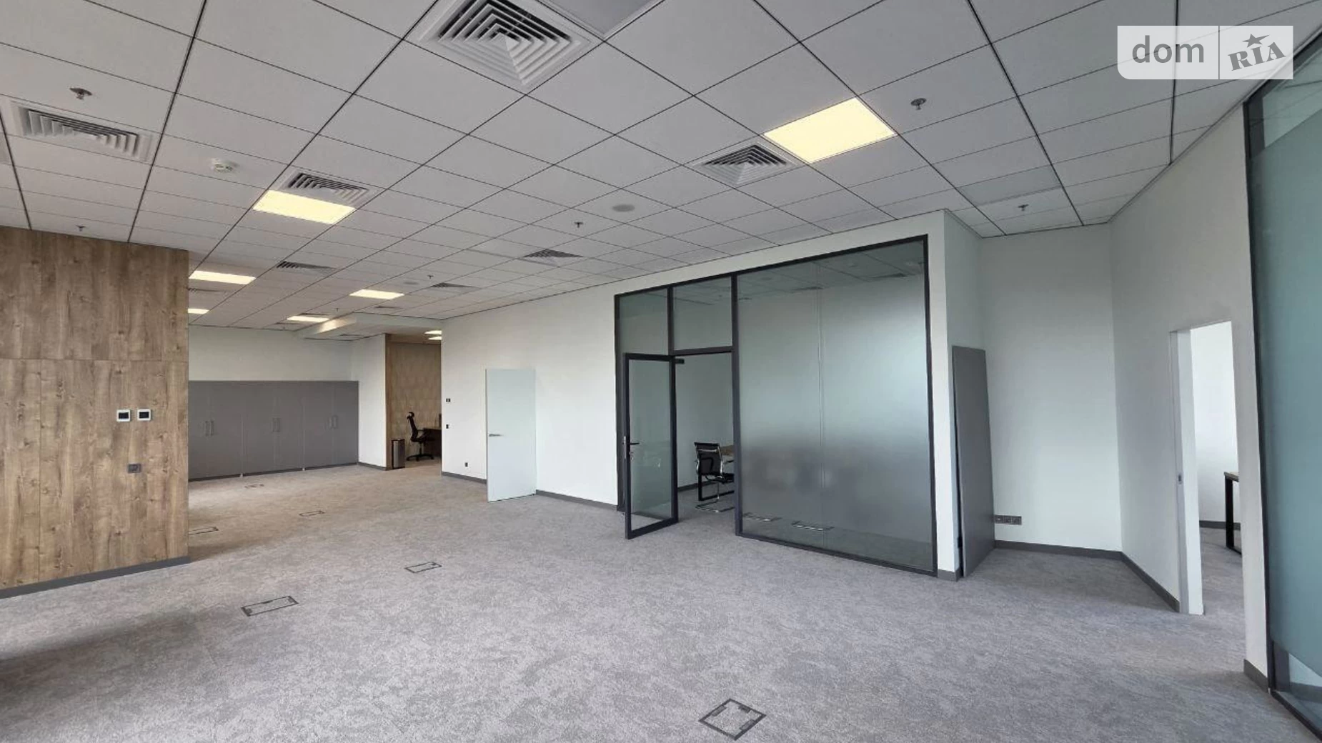 Сдается в аренду офис 290 кв. м в бизнес-центре, цена: 10000 $ - фото 4