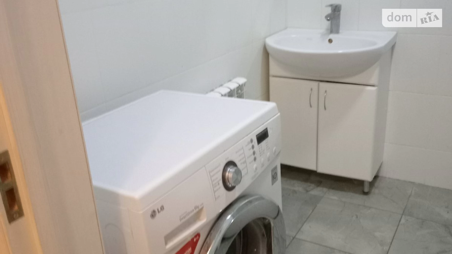 Продается 1-комнатная квартира 40.6 кв. м в Одессе, ул. Палия Семена, 73 - фото 2