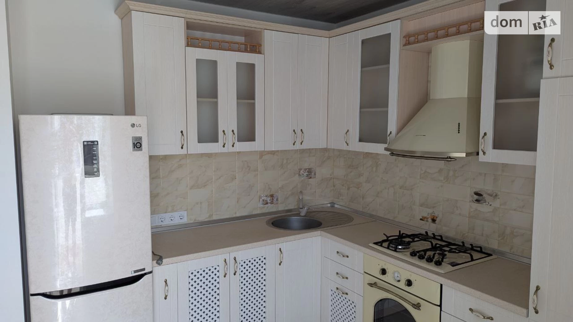 Продается 1-комнатная квартира 60 кв. м в Полтаве, ул. Петлюры Симона, 21 - фото 3