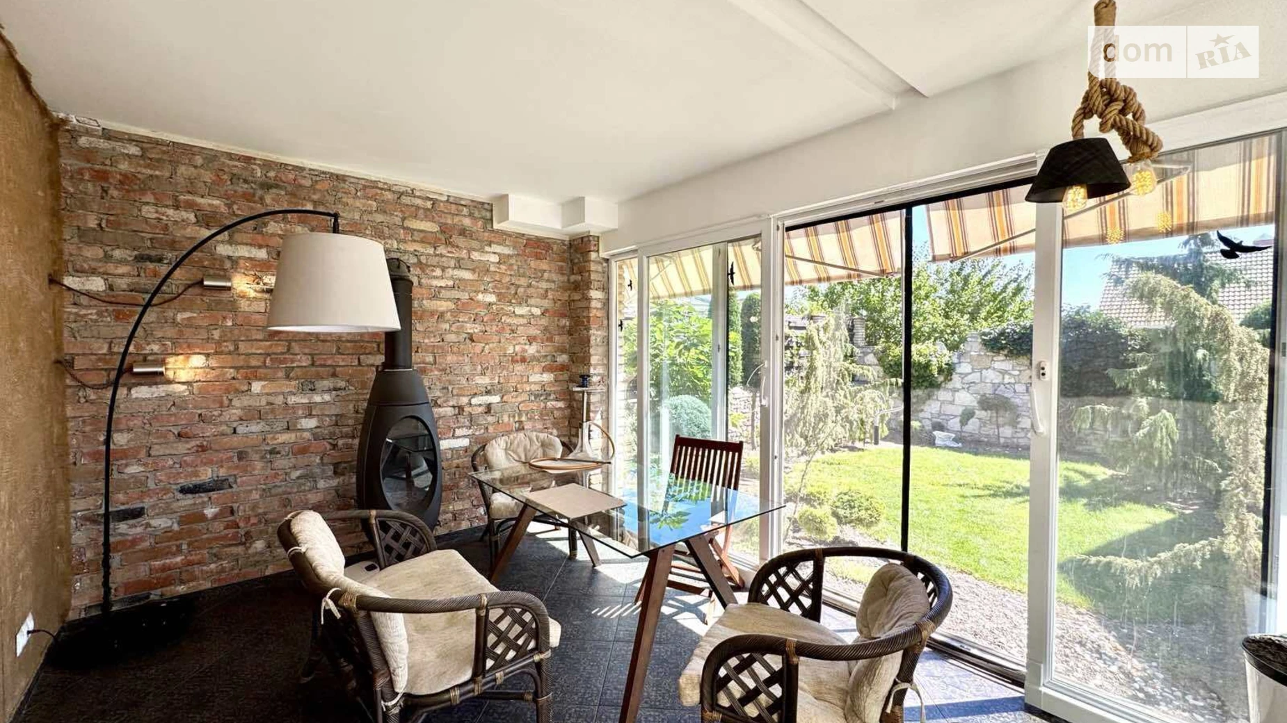 Продается дом на 2 этажа 201 кв. м с балконом, цена: 118000 $ - фото 2