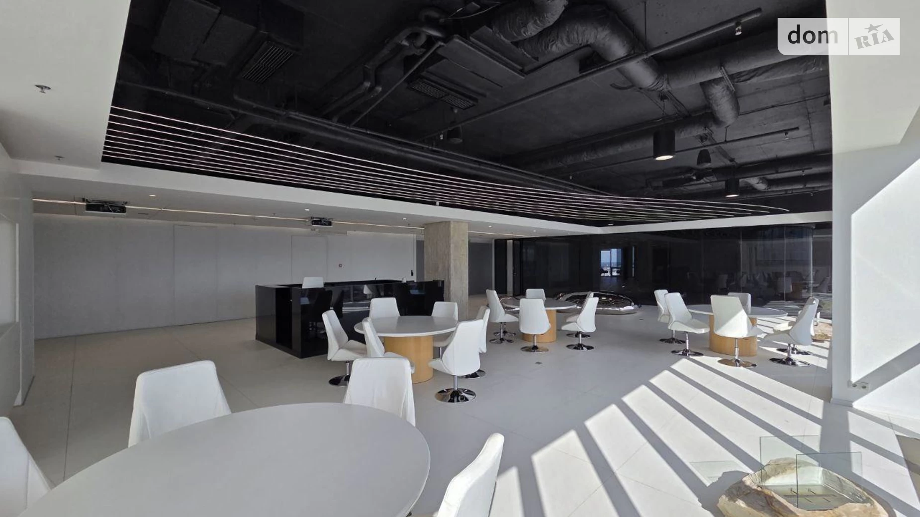 Сдается в аренду офис 2000 кв. м в бизнес-центре, цена: 51000 $ - фото 3