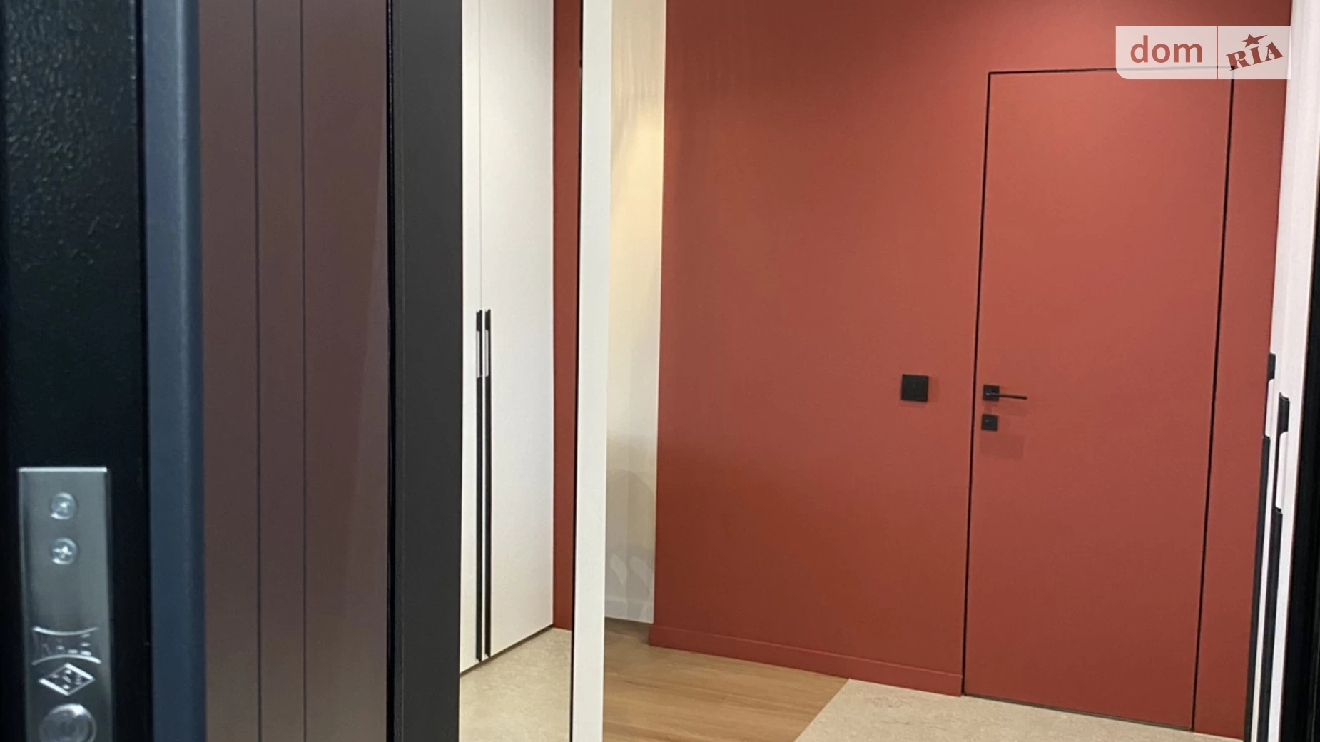 Продается 1-комнатная квартира 52 кв. м в Ивано-Франковске, ул. Коновальца Евгения - фото 4