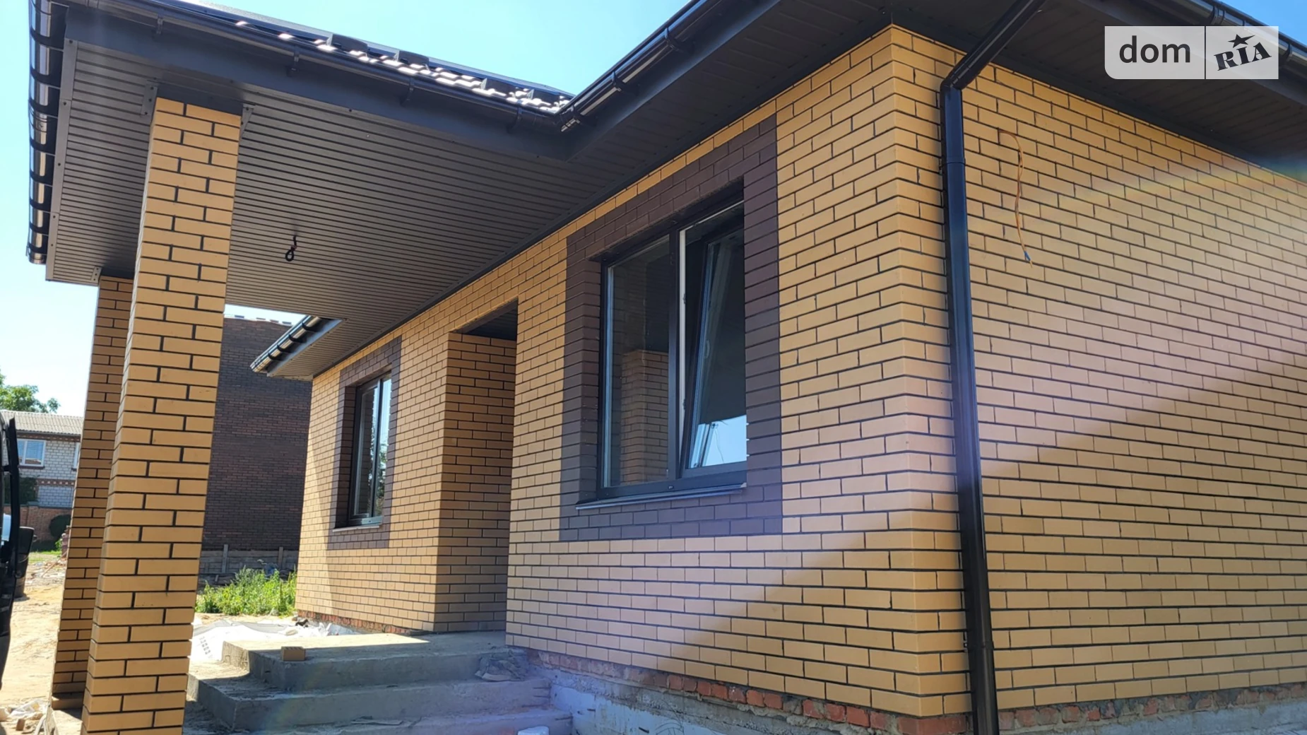 Продается одноэтажный дом 110 кв. м с камином, цена: 95000 $ - фото 2