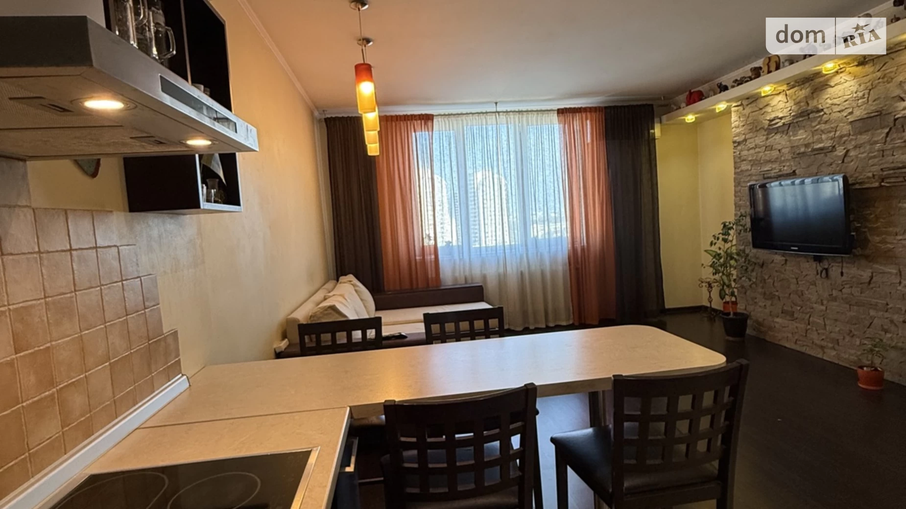 Продается 2-комнатная квартира 57 кв. м в Киеве, ул. Вышгородская, 45А/2 - фото 3