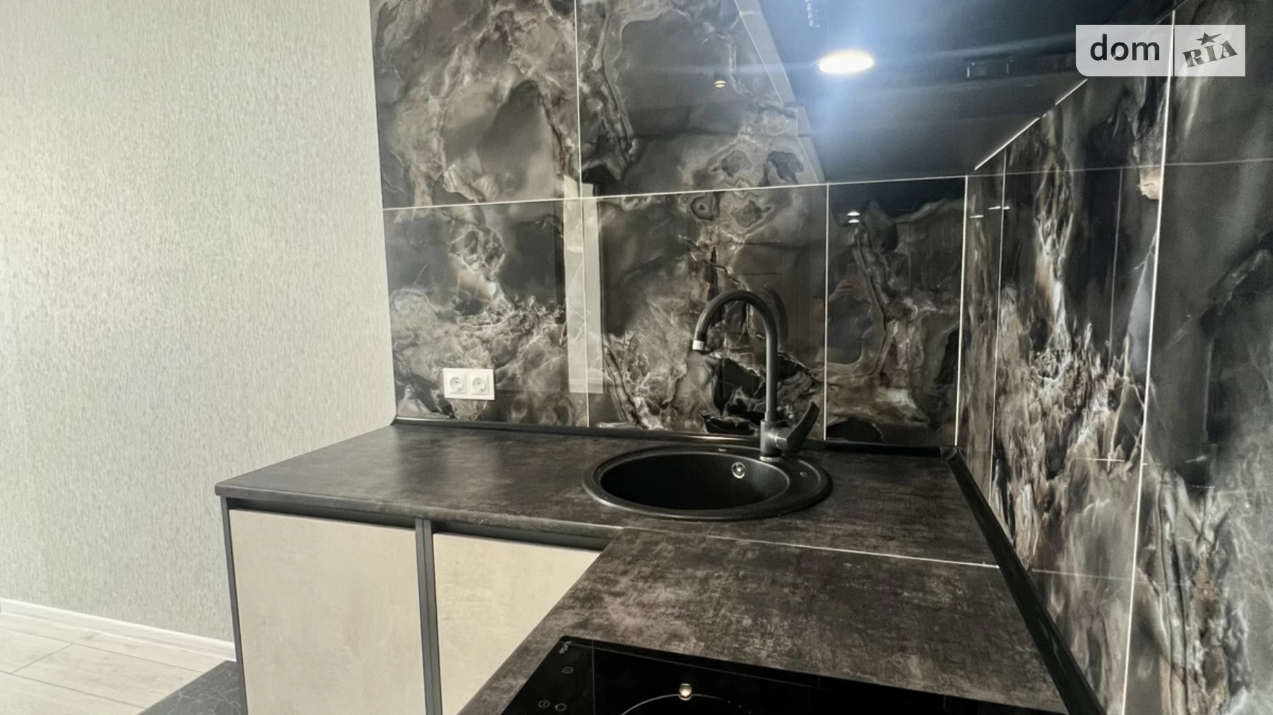 Продается 1-комнатная квартира 36 кв. м в Харькове, ул. Академика Барабашова, 10В - фото 4