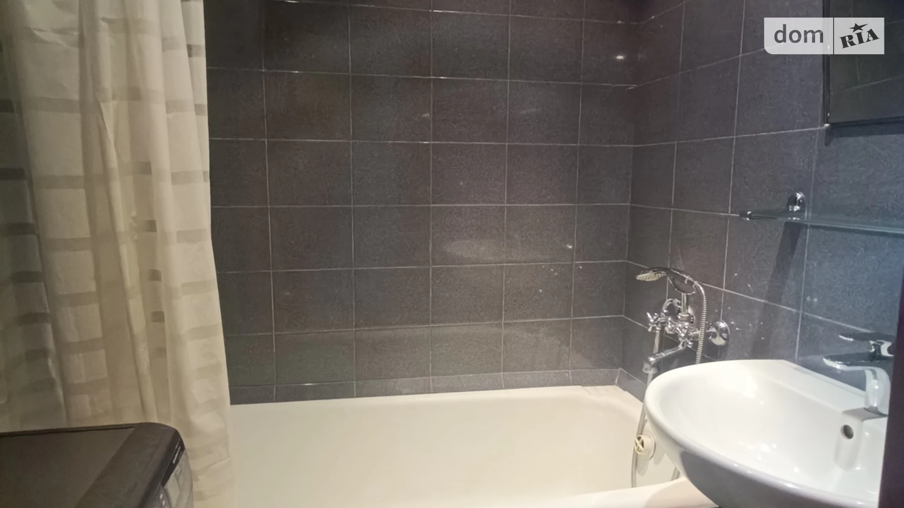 Продается 2-комнатная квартира 57.2 кв. м в Чернигове, просп. Победы - фото 4