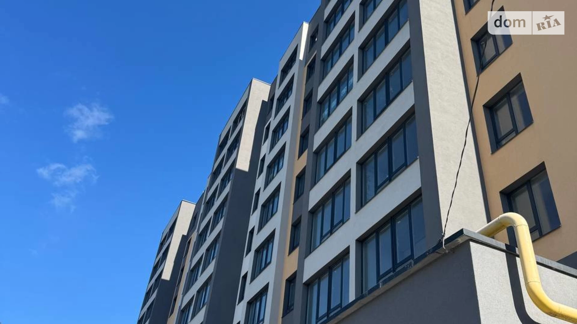 Продается 2-комнатная квартира 67.63 кв. м в Хмельницком, ул. Романа Шухевича(Курчатова), 8/2 - фото 2