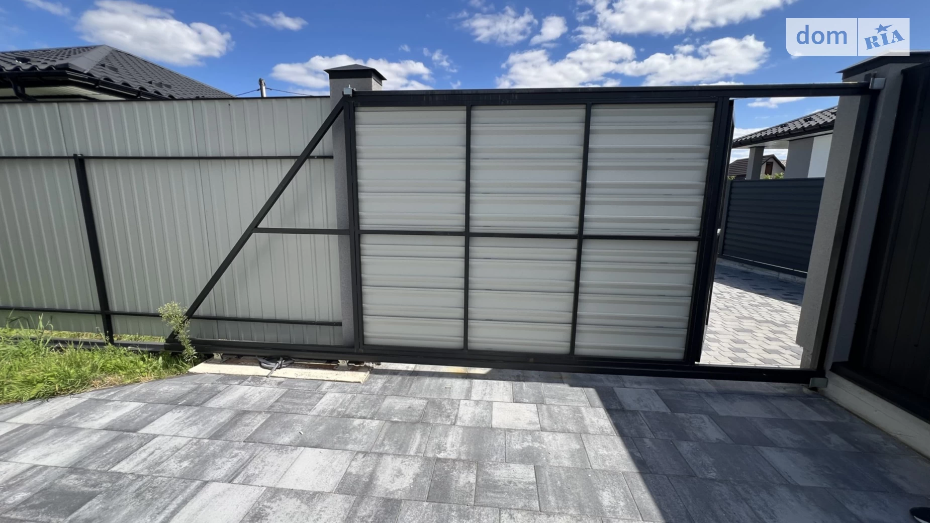 Продается одноэтажный дом 105 кв. м с камином, цена: 155000 $ - фото 4