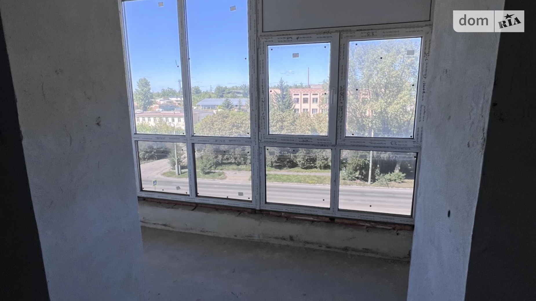 3-комнатная квартира 96.6 кв. м в Тернополе, ул. Текстильная, 24Г - фото 2