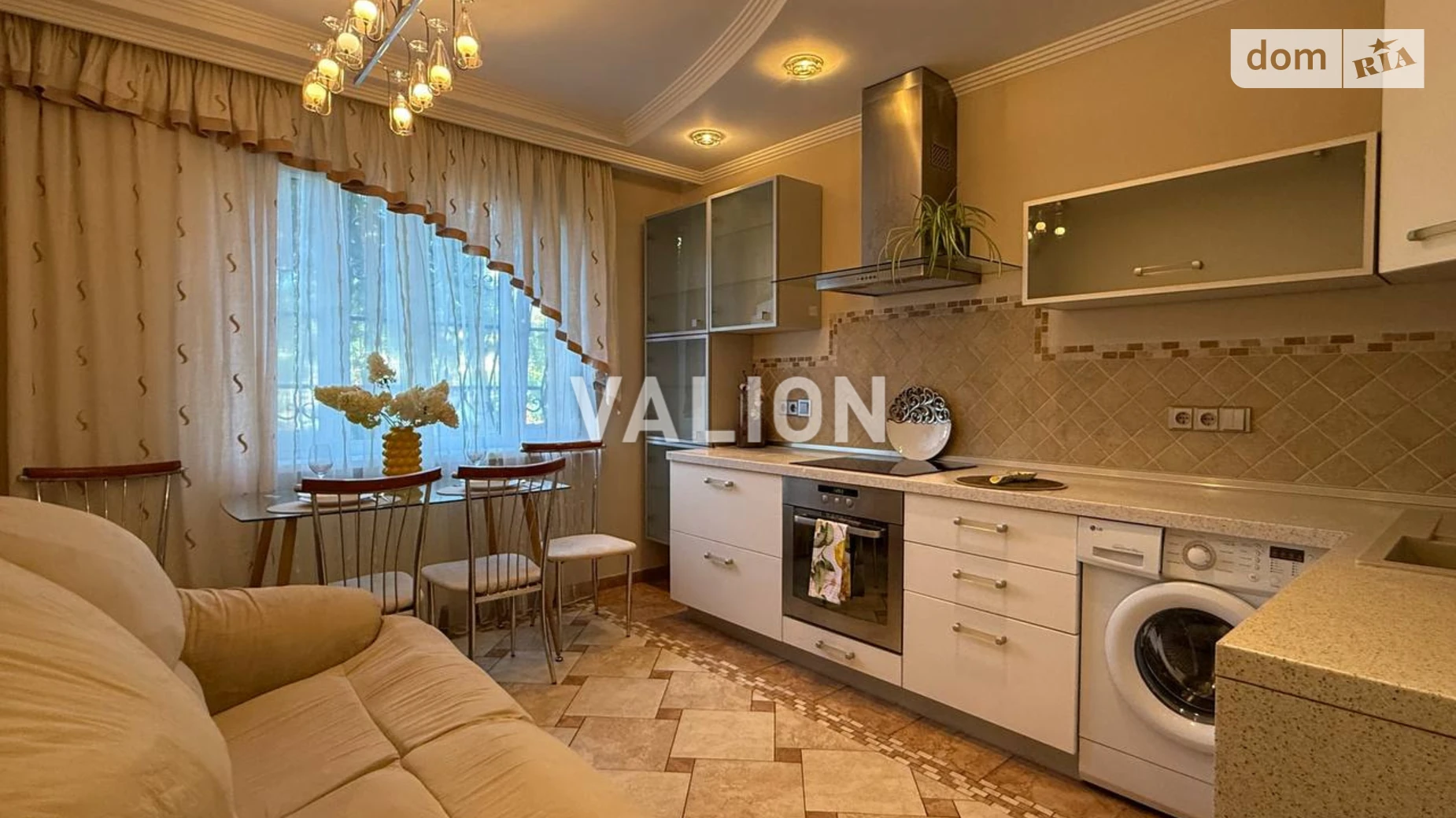 Продается 1-комнатная квартира 39.3 кв. м в Киеве, Харьковское шоссе, 160А - фото 2