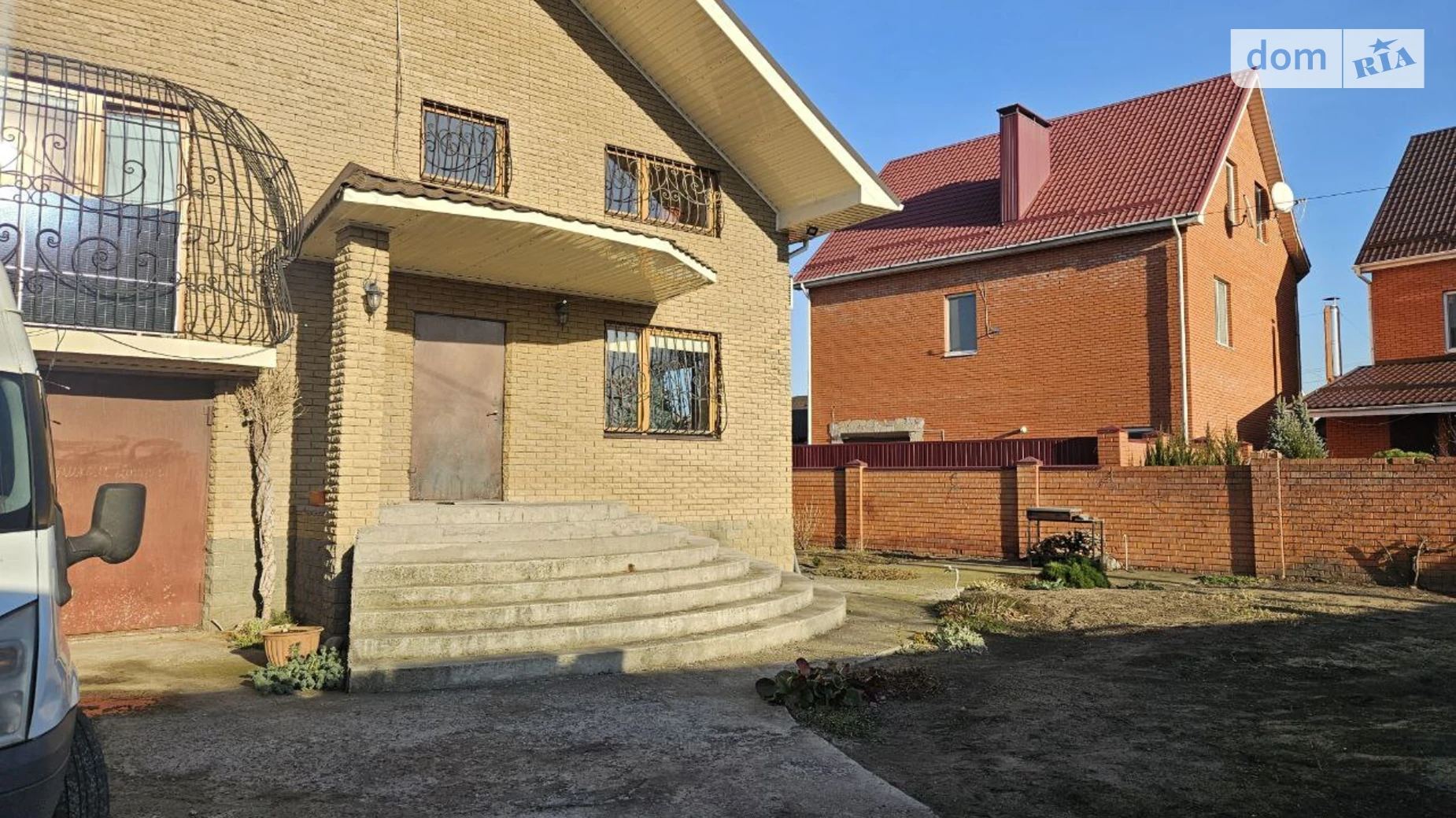 Продается дом на 2 этажа 202.6 кв. м с верандой, цена: 139000 $ - фото 2