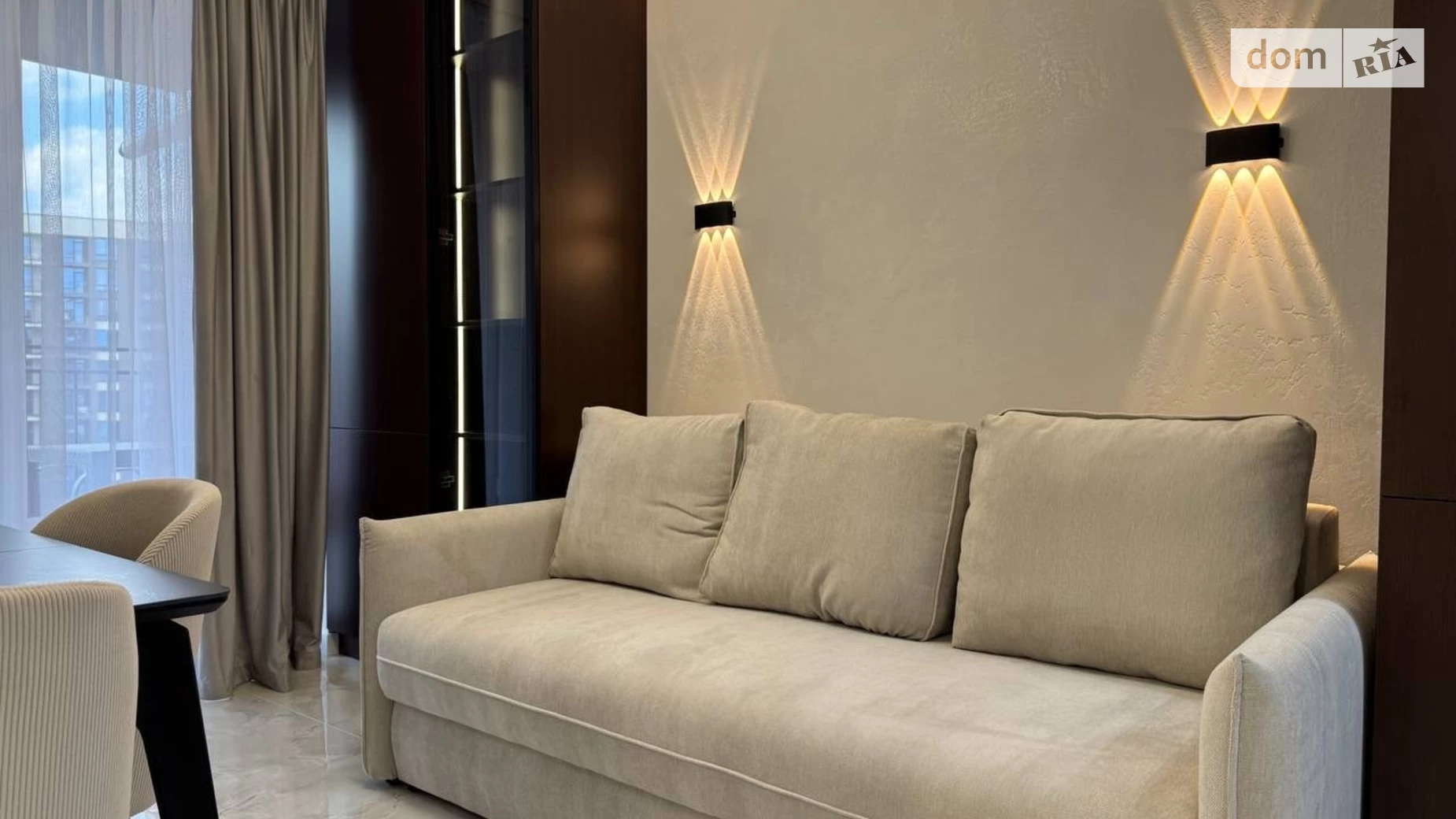 Продается 2-комнатная квартира 42 кв. м в Ивано-Франковске, ул. Юліана Пелеша(Крайковского) - фото 3